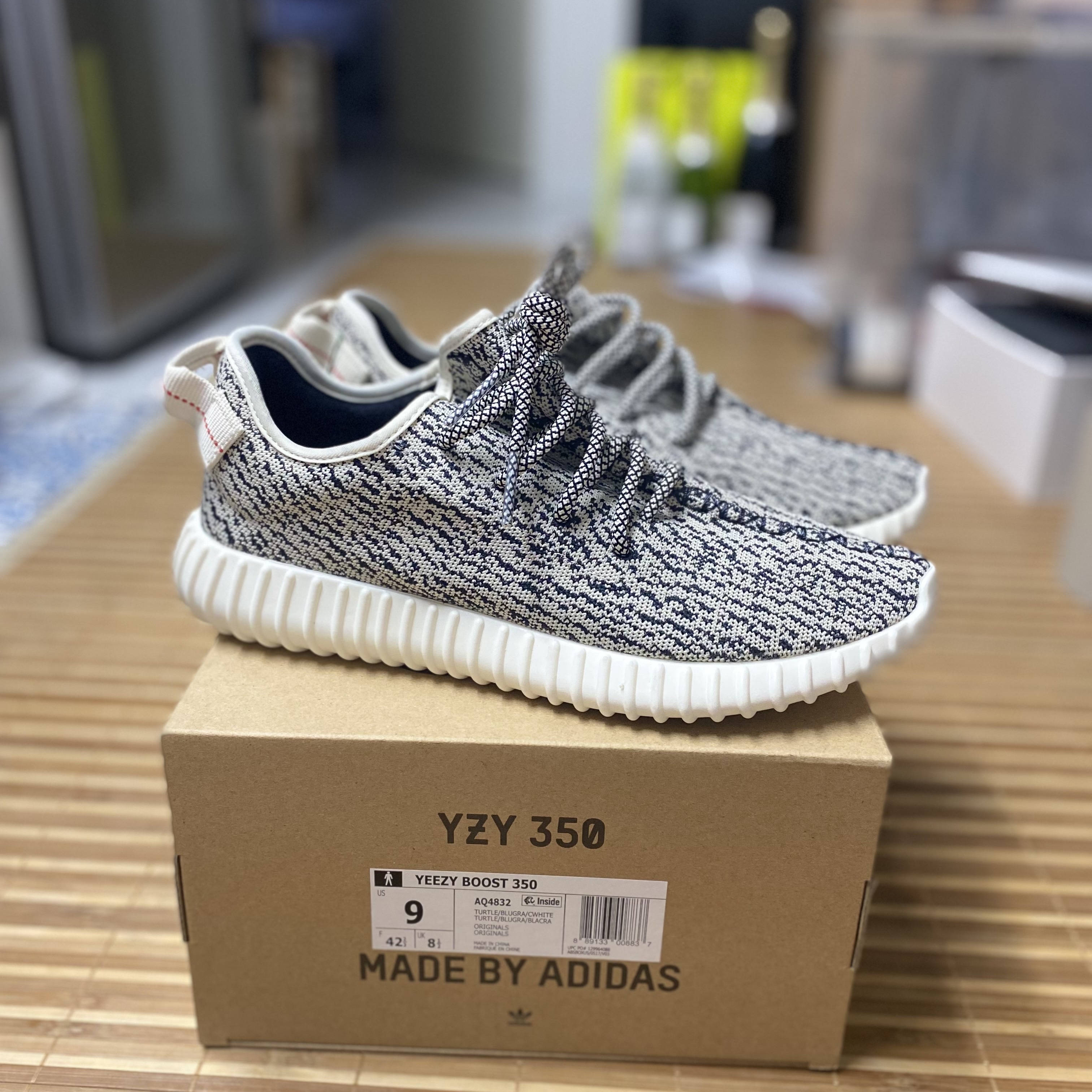 Adidas Yeezy Boost 350 Turtledove 2022 착용 스타일