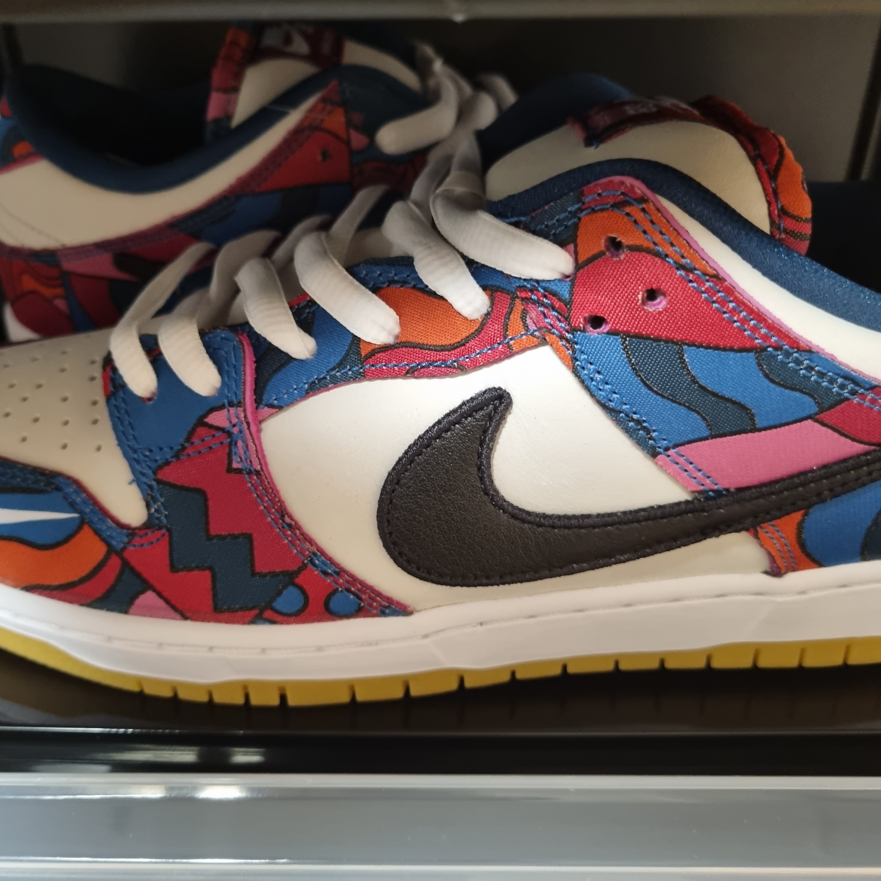 Nike x Parra SB Dunk Low Pro Abstract Art 착용 스타일
