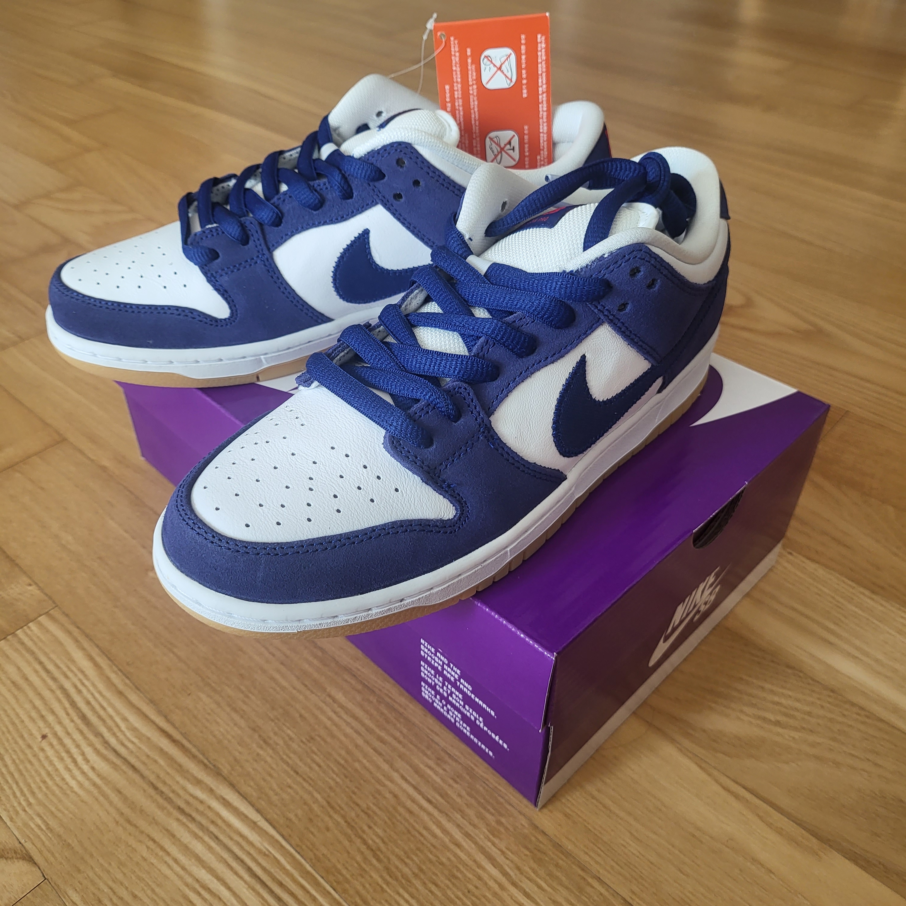 Nike SB Dunk Low Pro Premium Deep Royal Blue 착용 스타일
