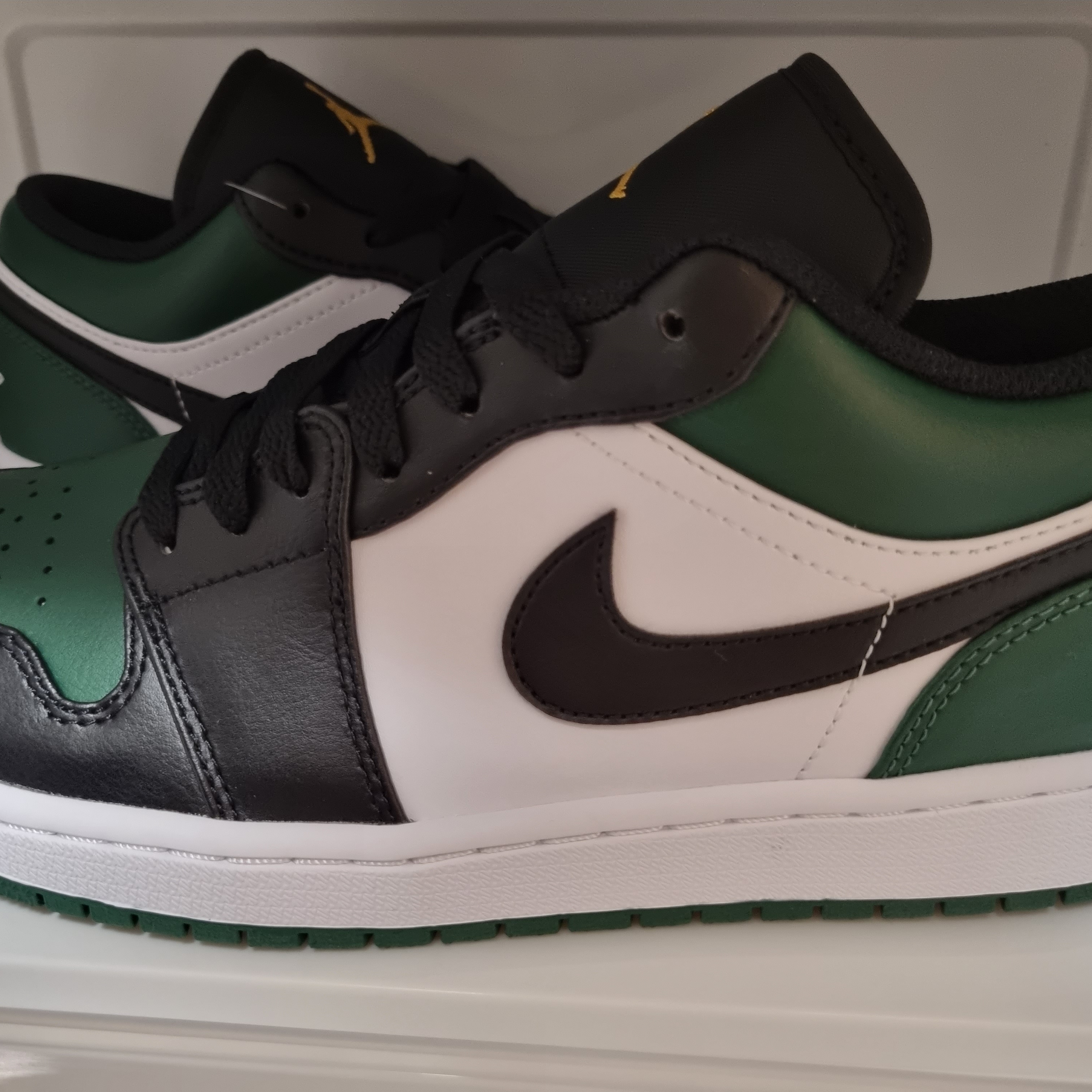 Jordan 1 Low Green Toe 착용 스타일