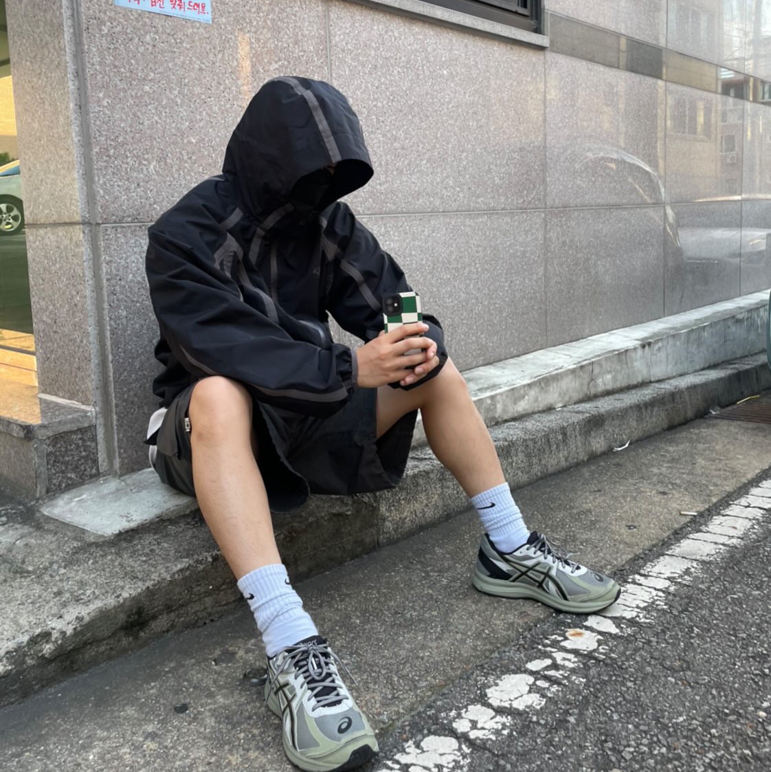 Sansan Gear Windblock Jacket Black - 22SS, Asics Jog 100 S Sheet Rock - 2E Wide 착용 스타일