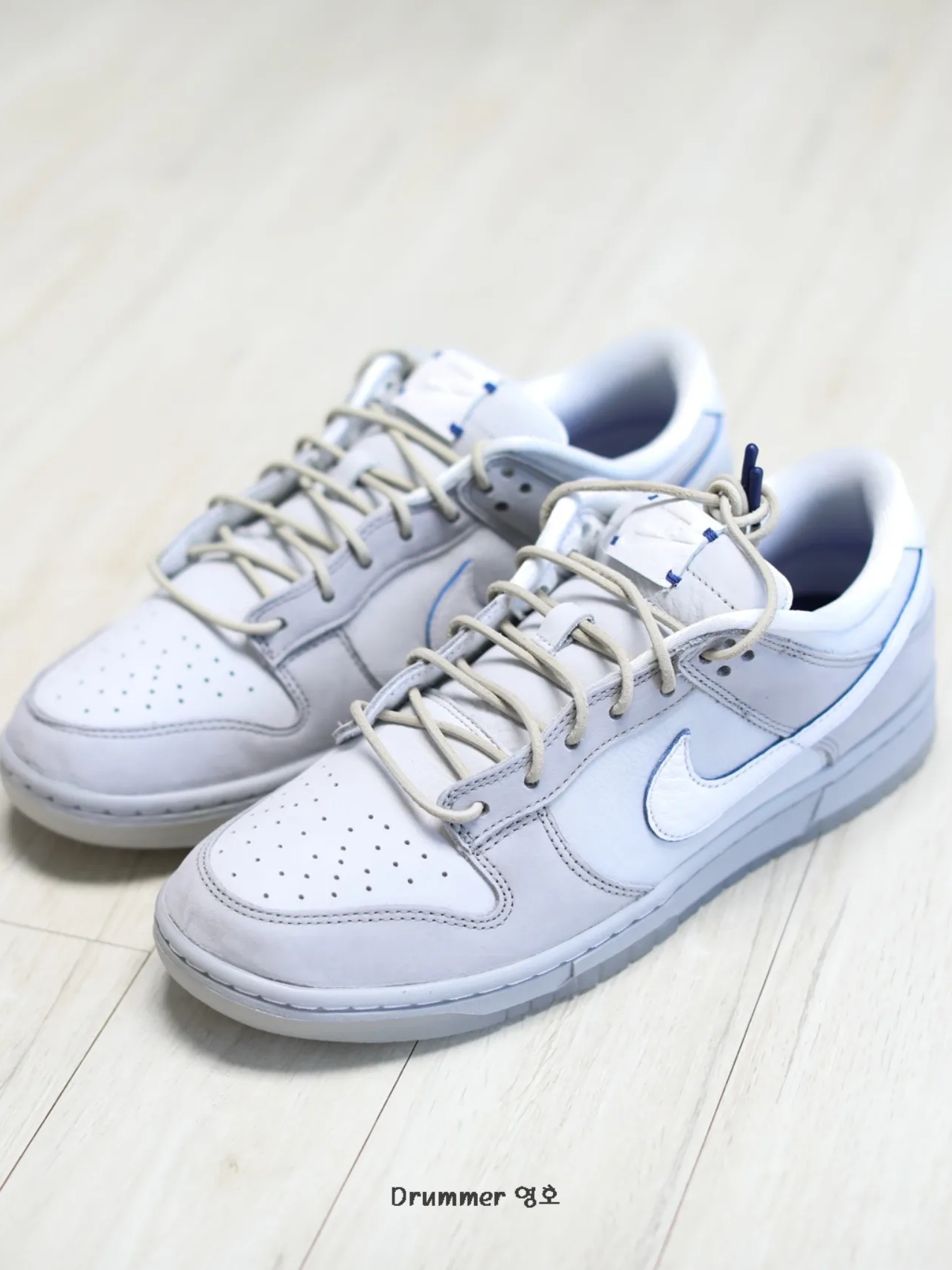 Nike Dunk Low Wolf Grey and Pure Platinum 착용 스타일 - 2