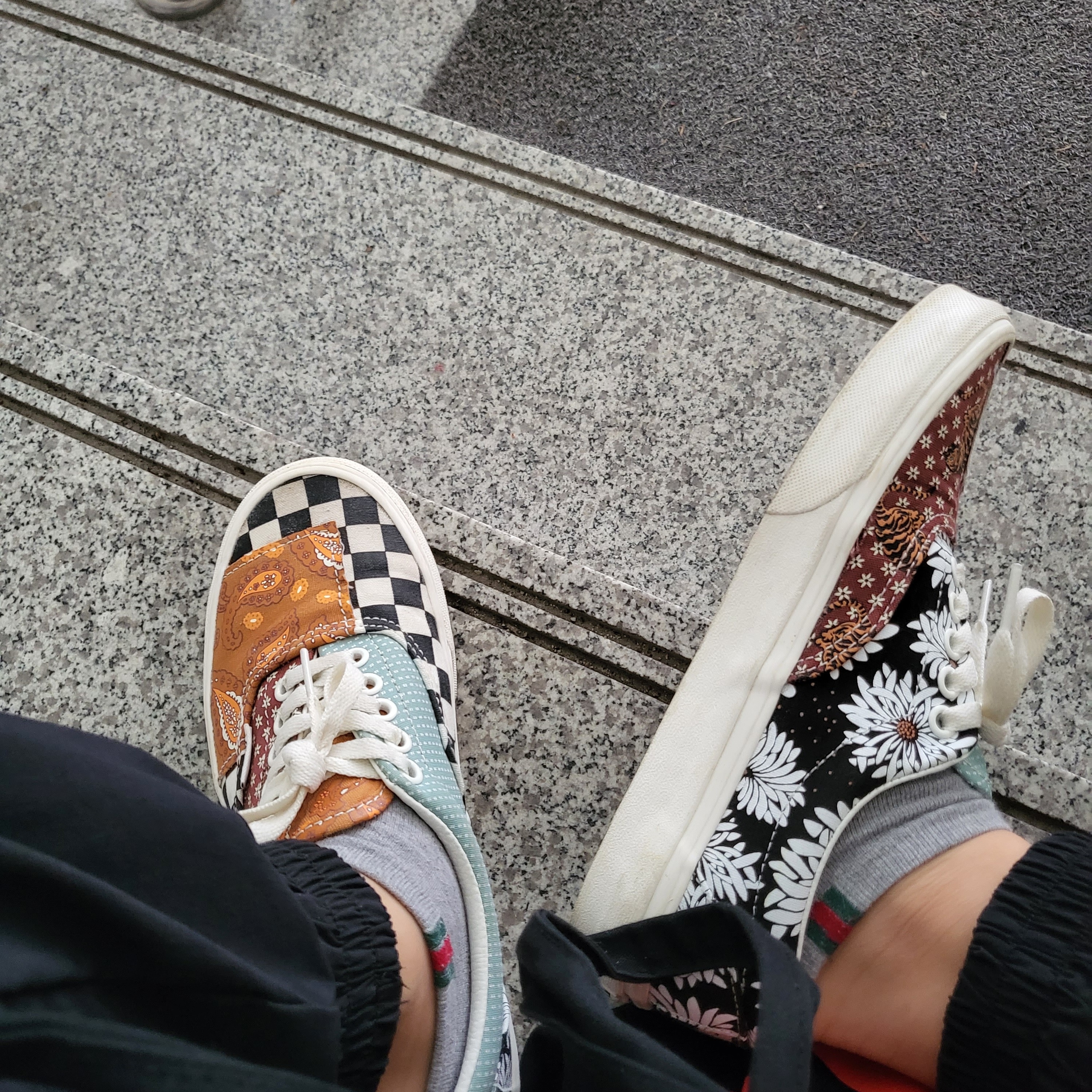 Vans Era Tiger Patchwork 착용 스타일