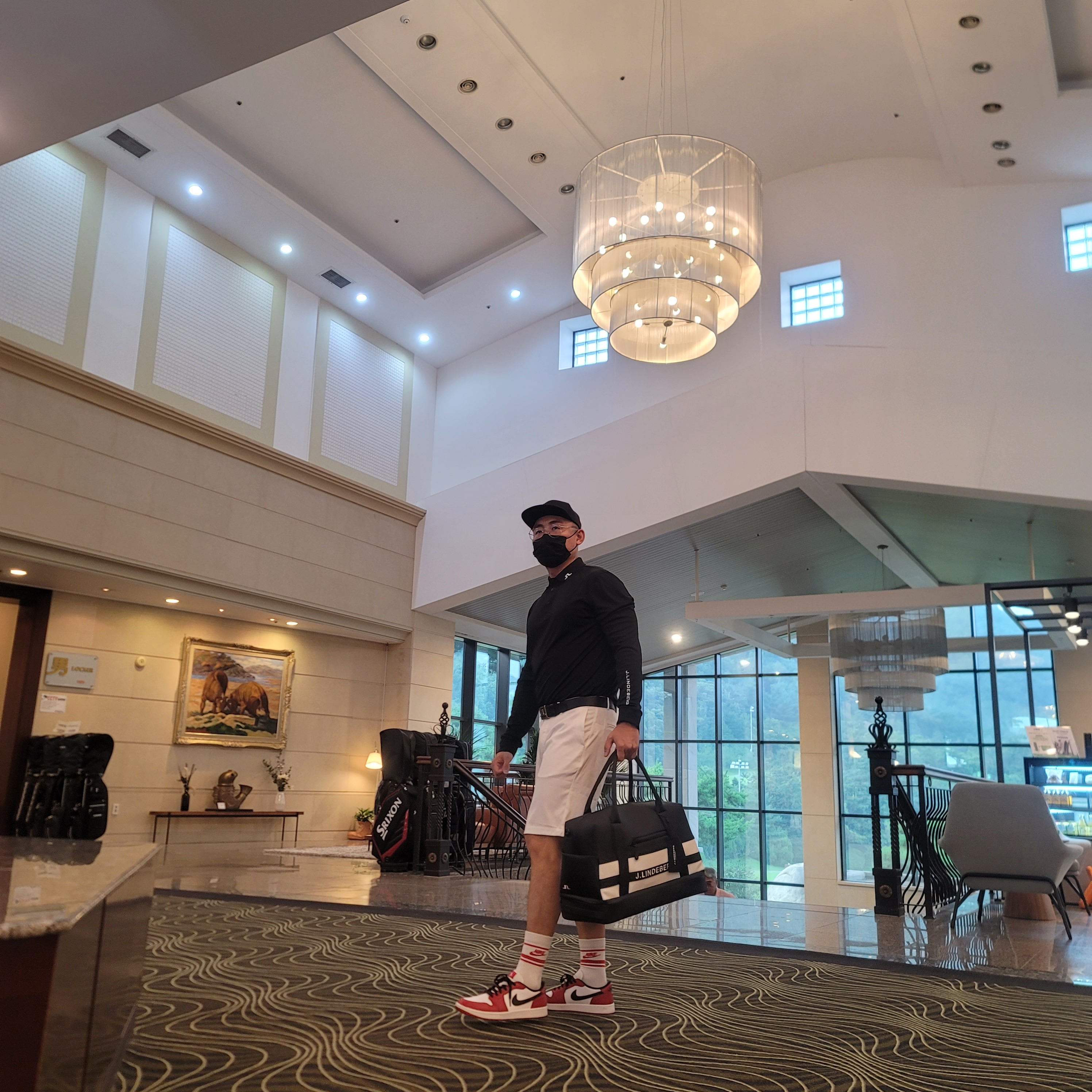 Jordan 1 Low Golf Chicago 착용 스타일