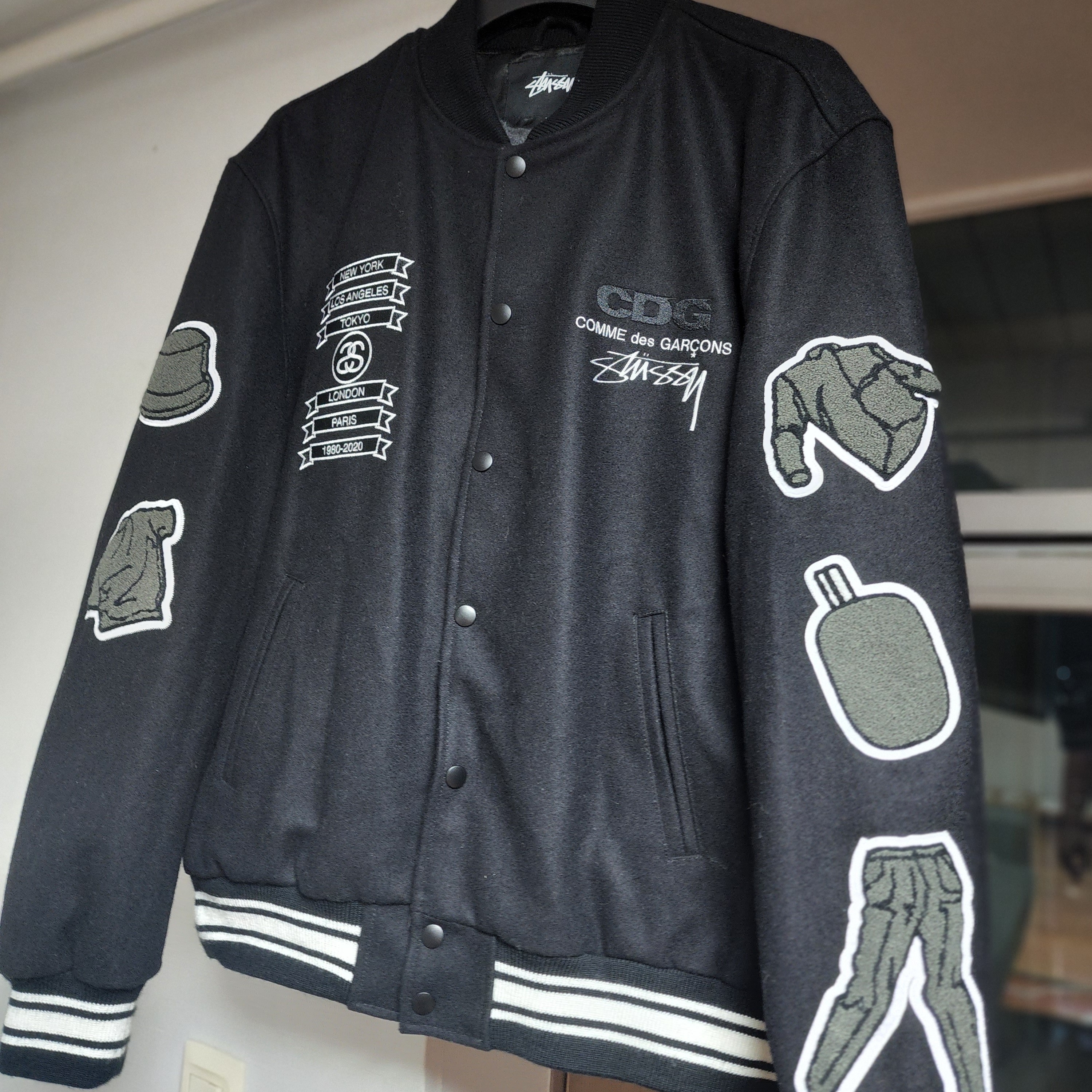 Stussy x CDG Varsity Jacket 착용 스타일