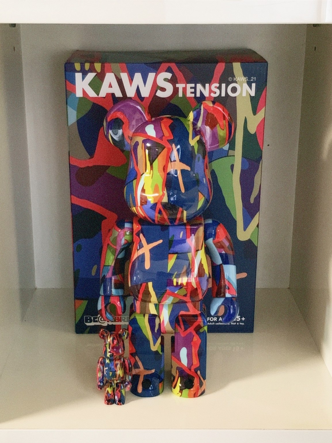 Bearbrick x Kaws Tension 100% & 400% Set 착용 스타일 - 1