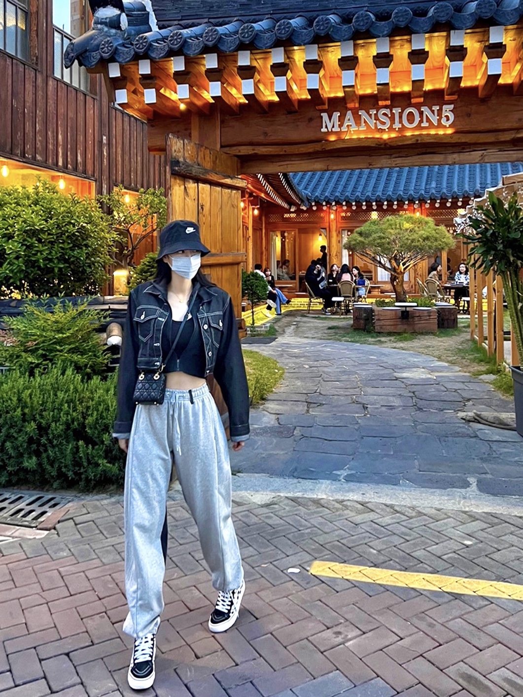 Dior Micro Lady Bag Cannage Lambskin Black Gold, Nike Futura Washed Bucket Hat Black 착용 스타일