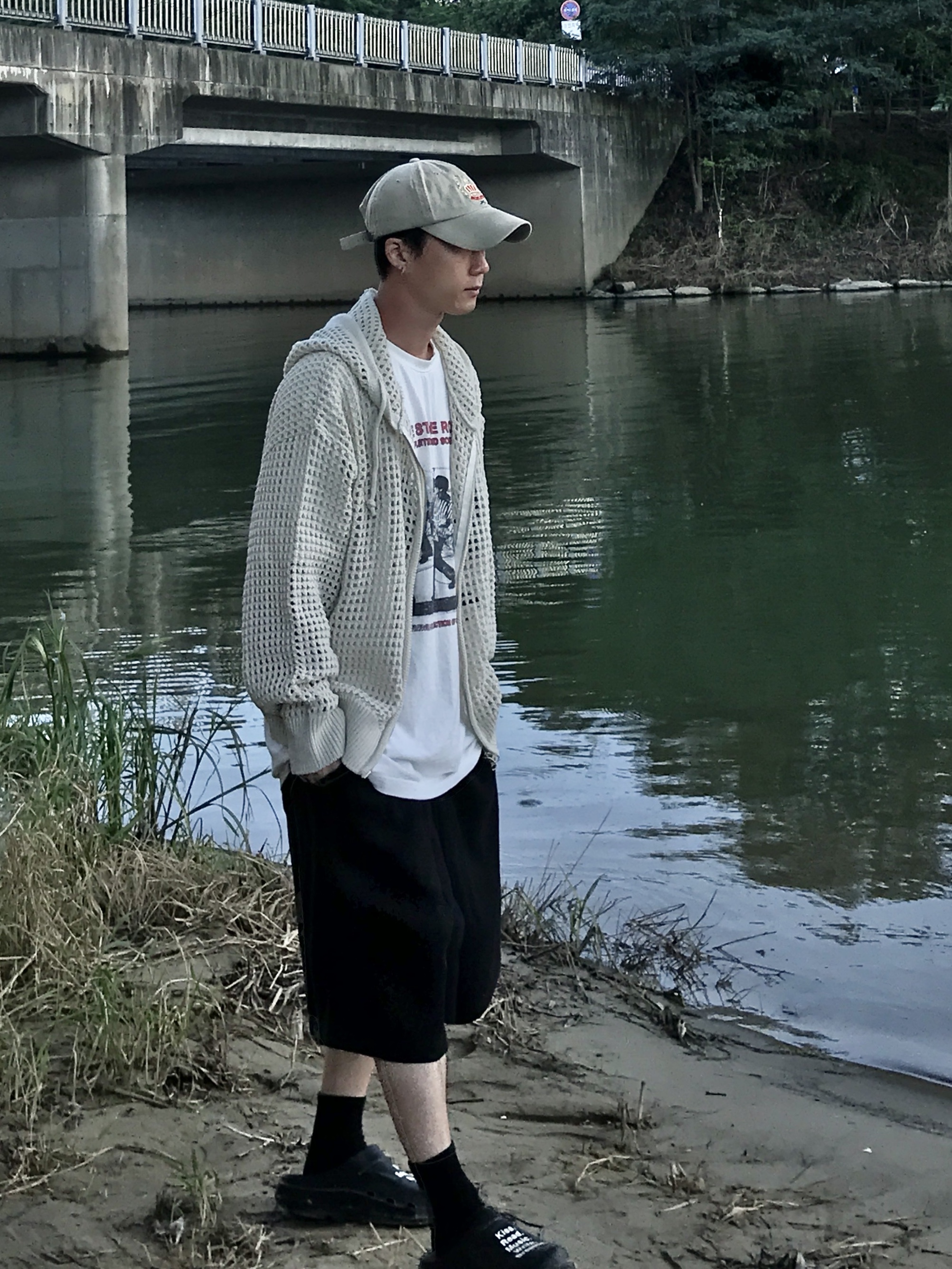 Oofos x Takahiromiyashita The Soloist The Soloist's Way Of Life Clog Black White 착용 스타일