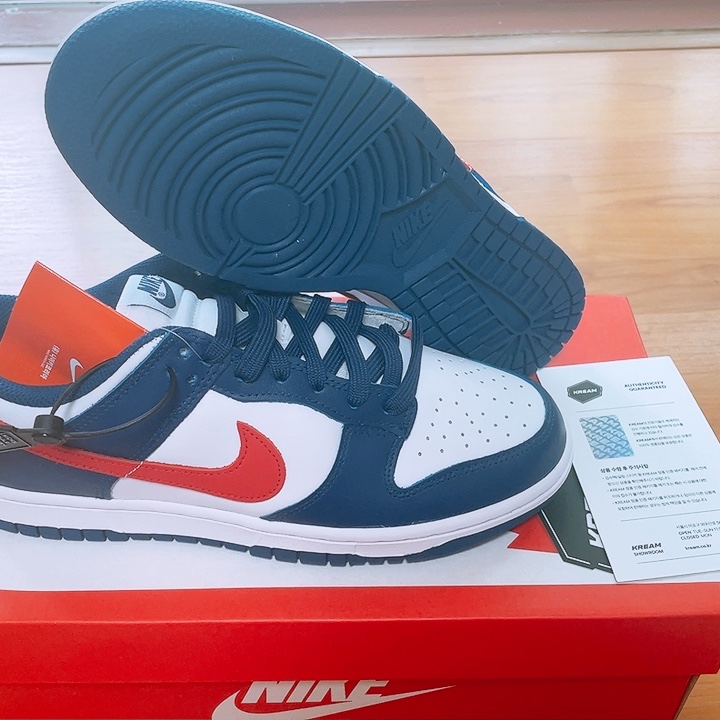 (W) Nike Dunk Low White and University Red 착용 스타일 - 4