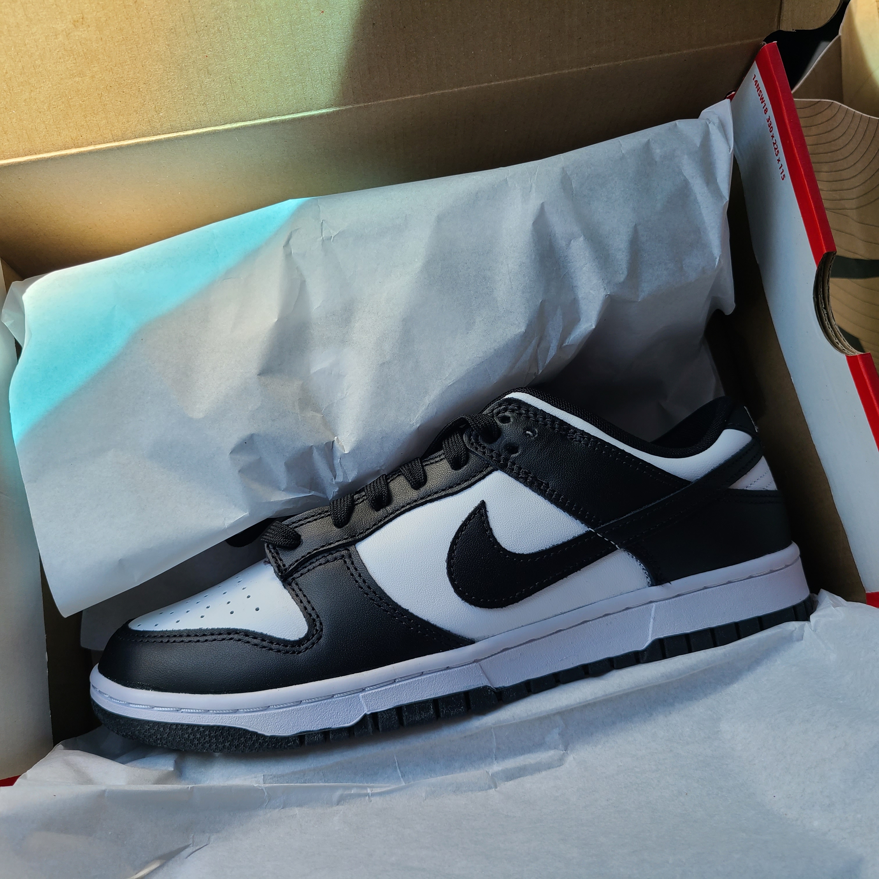 Nike Dunk Low Retro Black 착용 스타일 - 1
