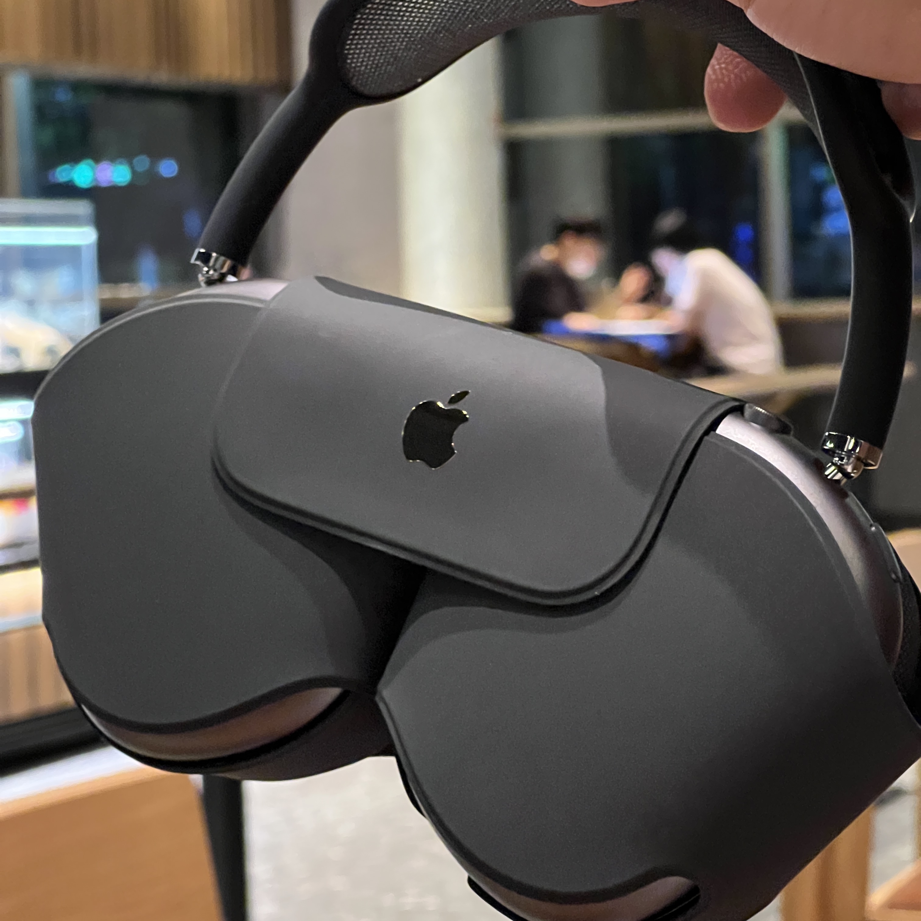 Apple AirPods Max Lightning Space Gray (Korean Ver.), Apple AirPods Max Lightning Silver (Korean Ver.) 착용 스타일 - 2