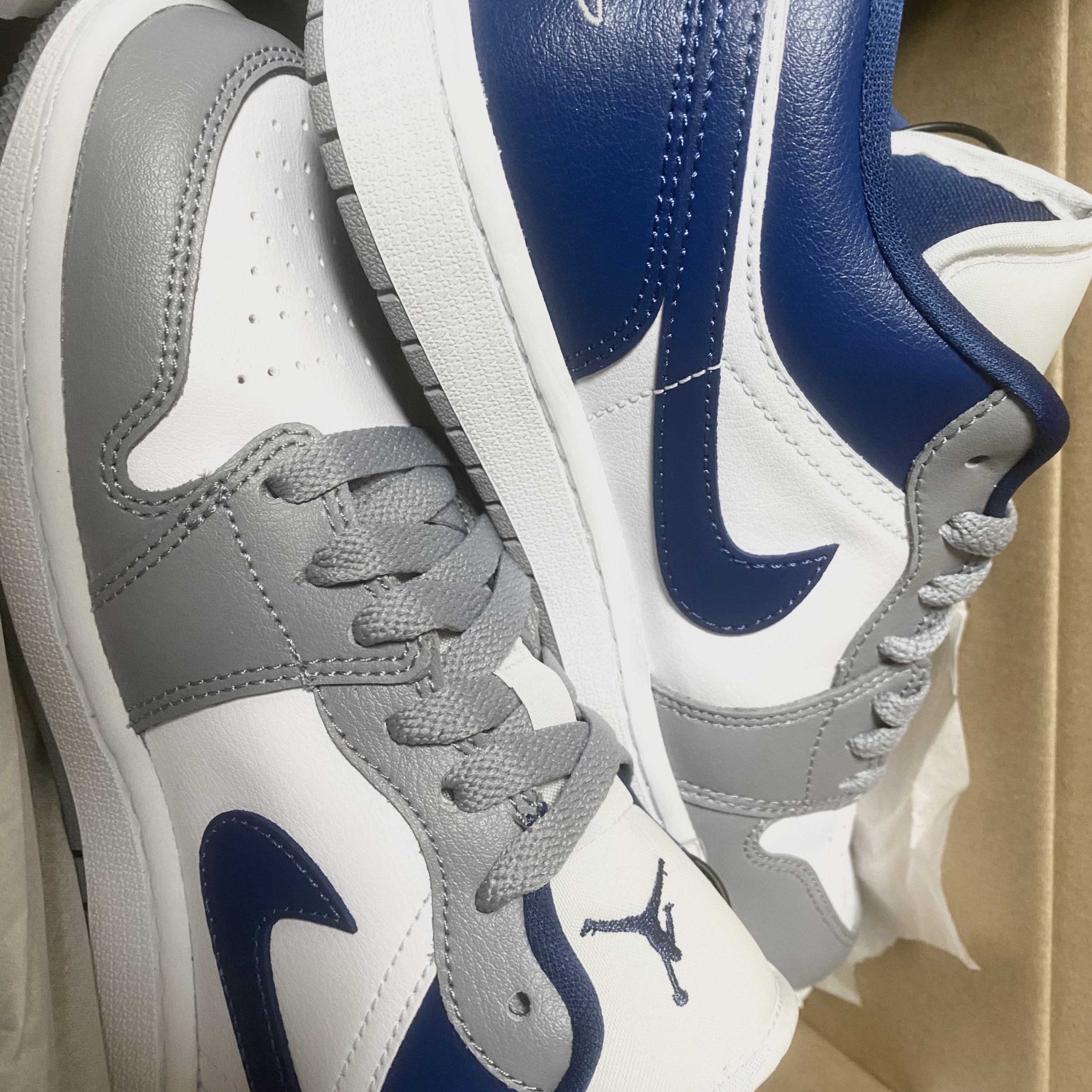 (W) Jordan 1 Low White Grey Blue 착용 스타일