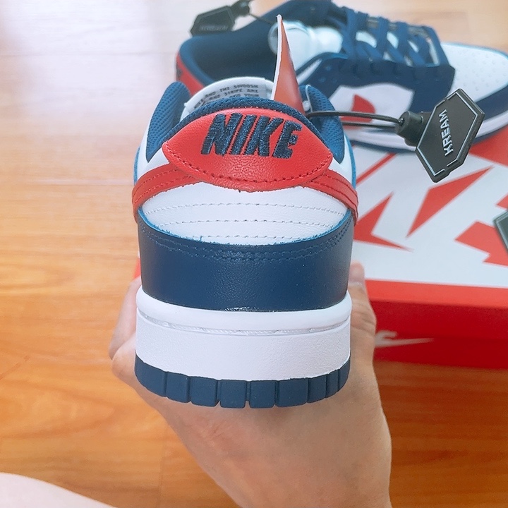 (W) Nike Dunk Low White and University Red 착용 스타일 - 3