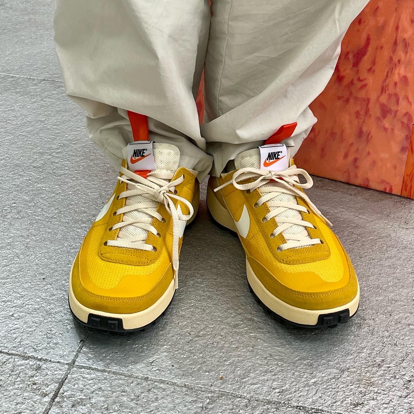 Nike x Tom Sachs General Purpose Shoe Archive, Jordan 1 x Travis Scott Retro Low OG SP Sail and Ridgerock 착용 스타일 - 4