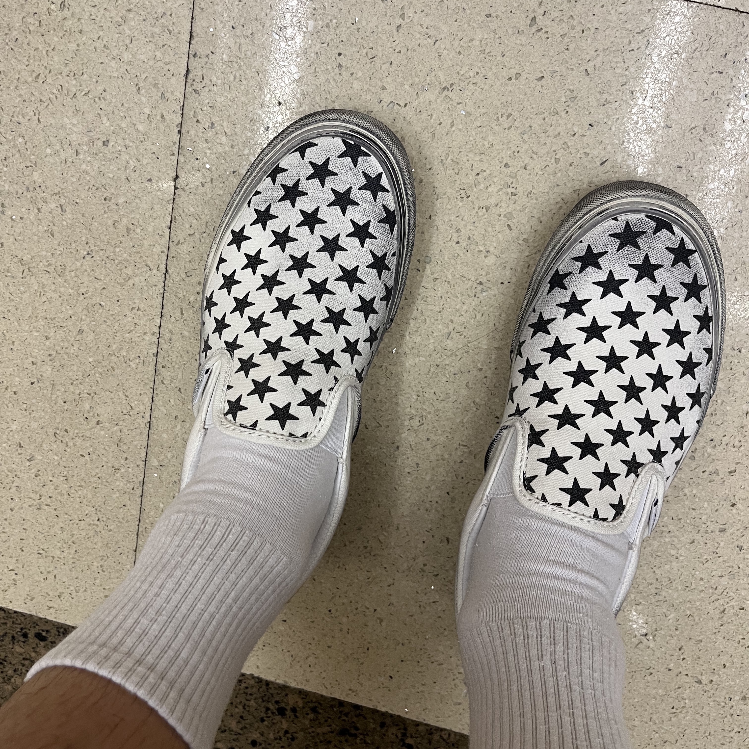 Vans Vault x Bianca Chandon Classic Slip-On LX Stressed Black White 착용 스타일