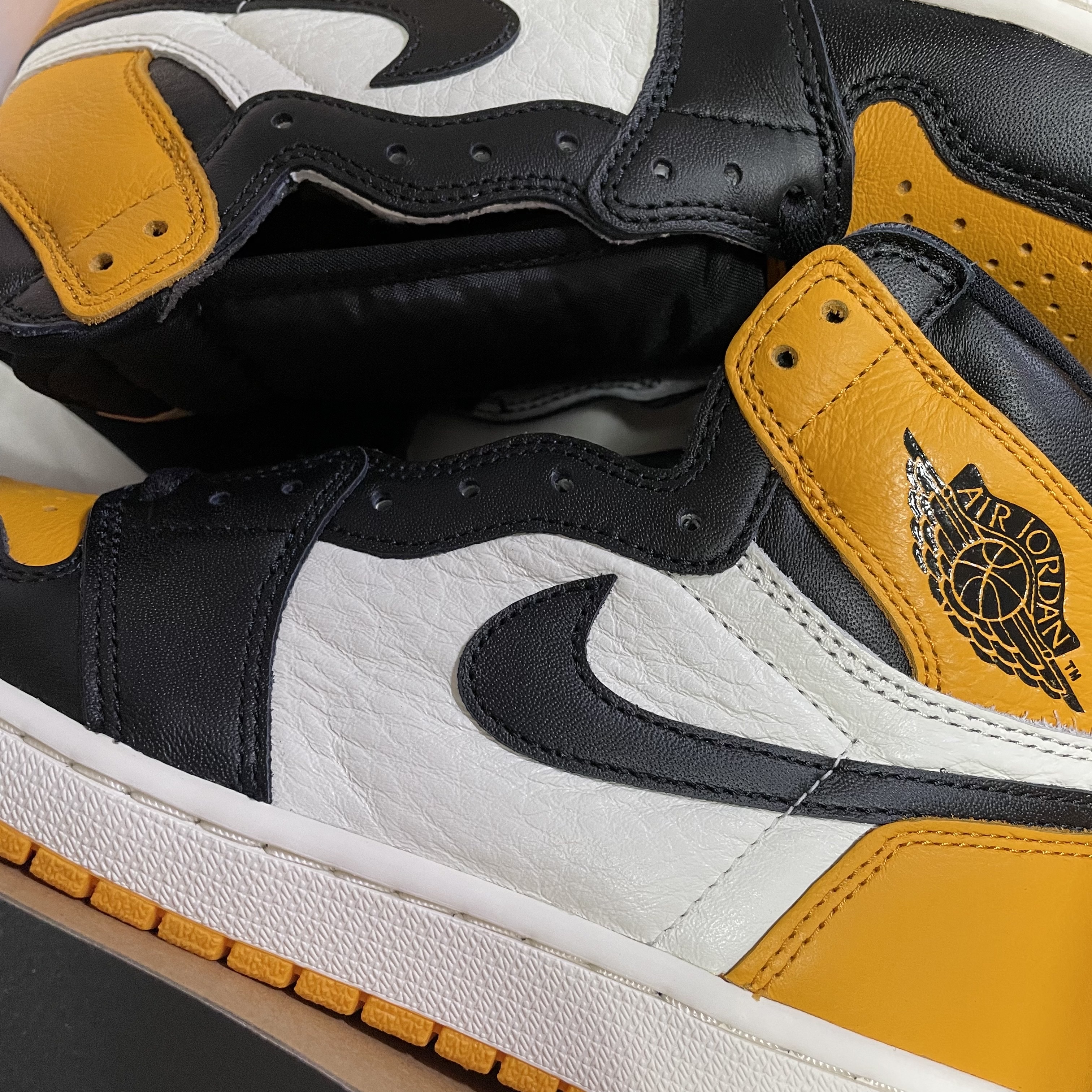 Jordan 1 Retro High OG Taxi 착용 스타일 - 3