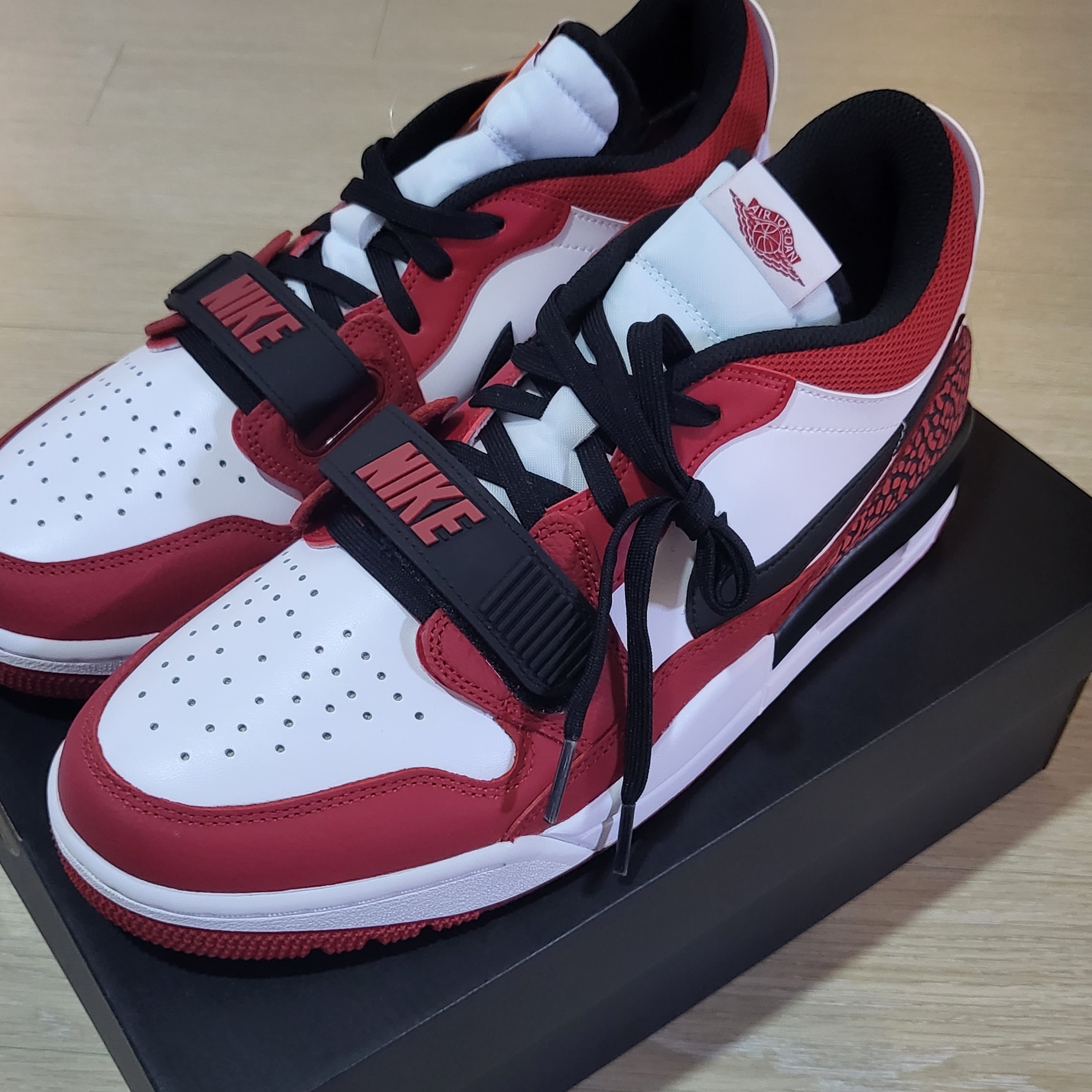 Jordan Legacy 312 Low Chicago 2022 착용 스타일 - 2