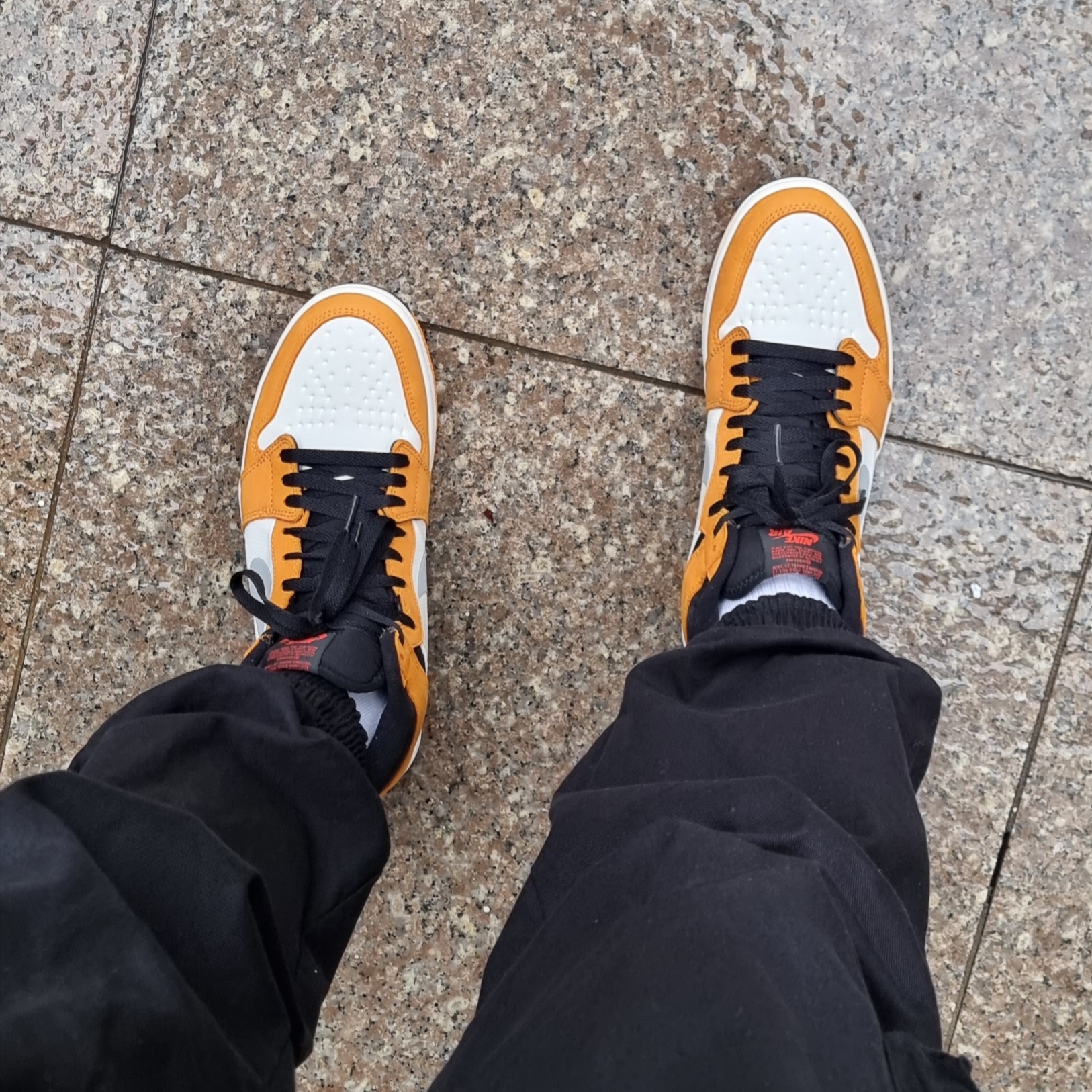 Jordan 1 Element Gore-Tex Light Curry 착용 스타일