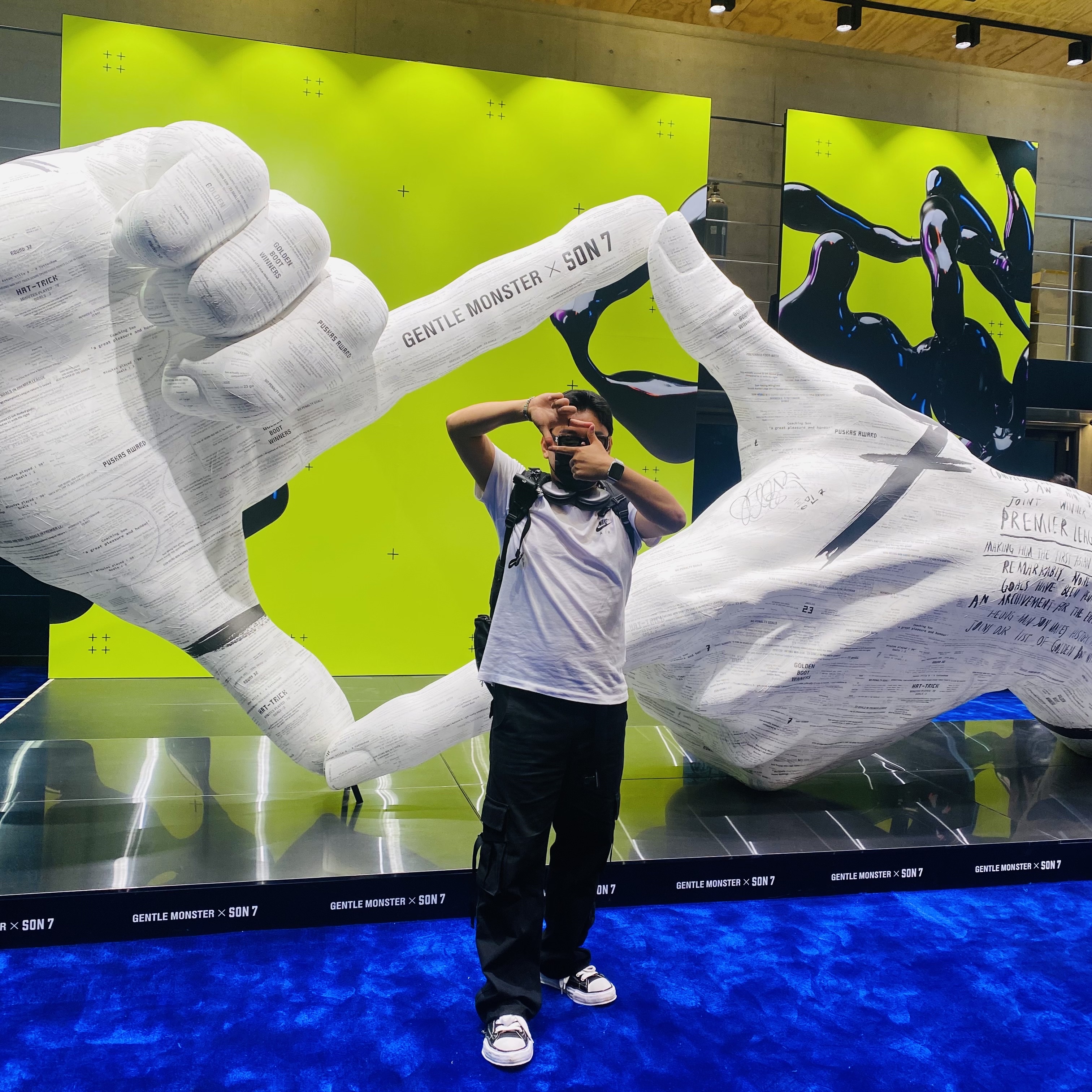 Maison Mihara Yasuhiro Peterson OG Sole Canvas Low Sneakers Black, Apple AirPods Max Lightning Space Gray (Korean Ver.) 착용 스타일