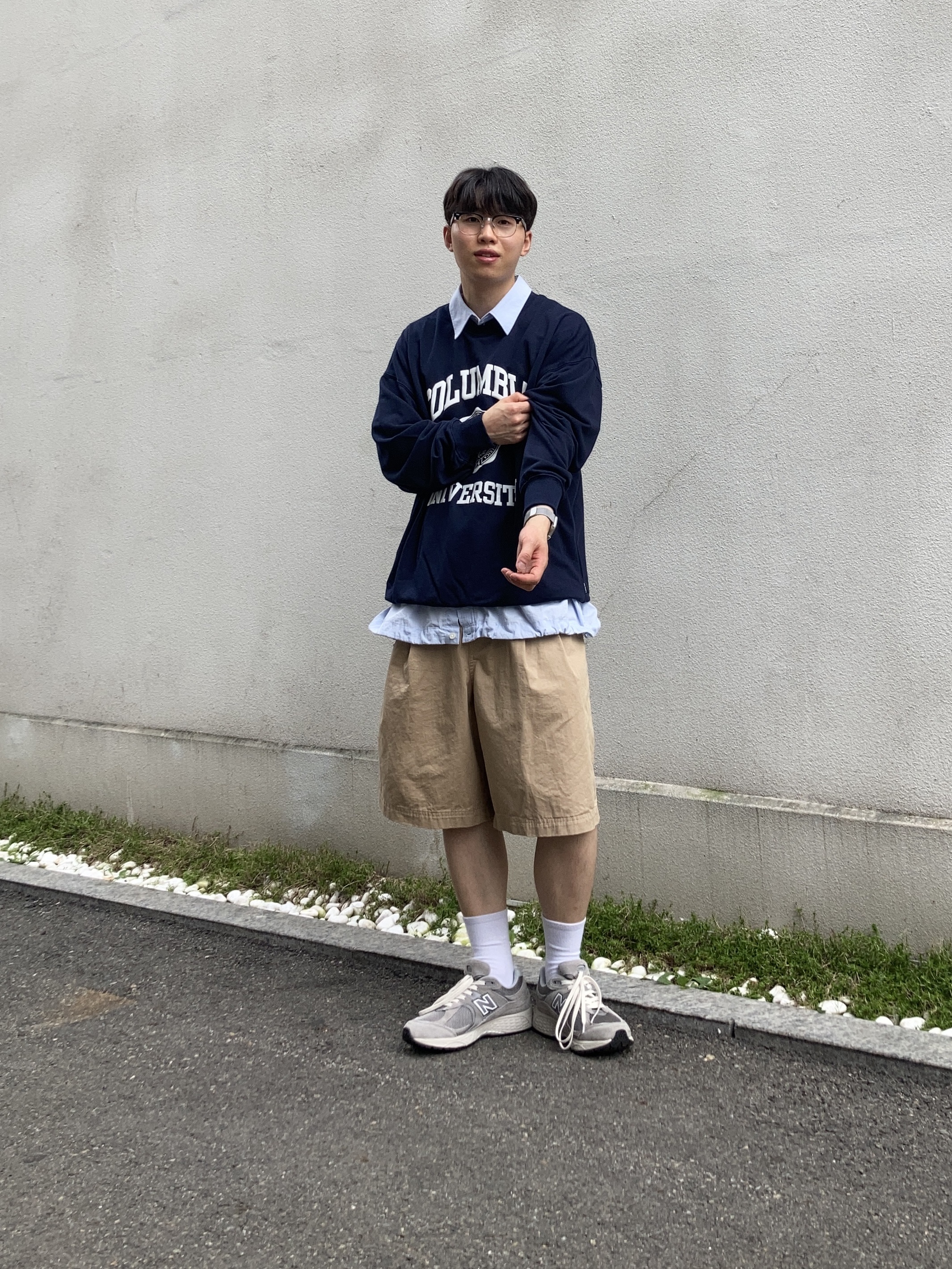 New Balance 2002R Grey 착용 스타일 - 2