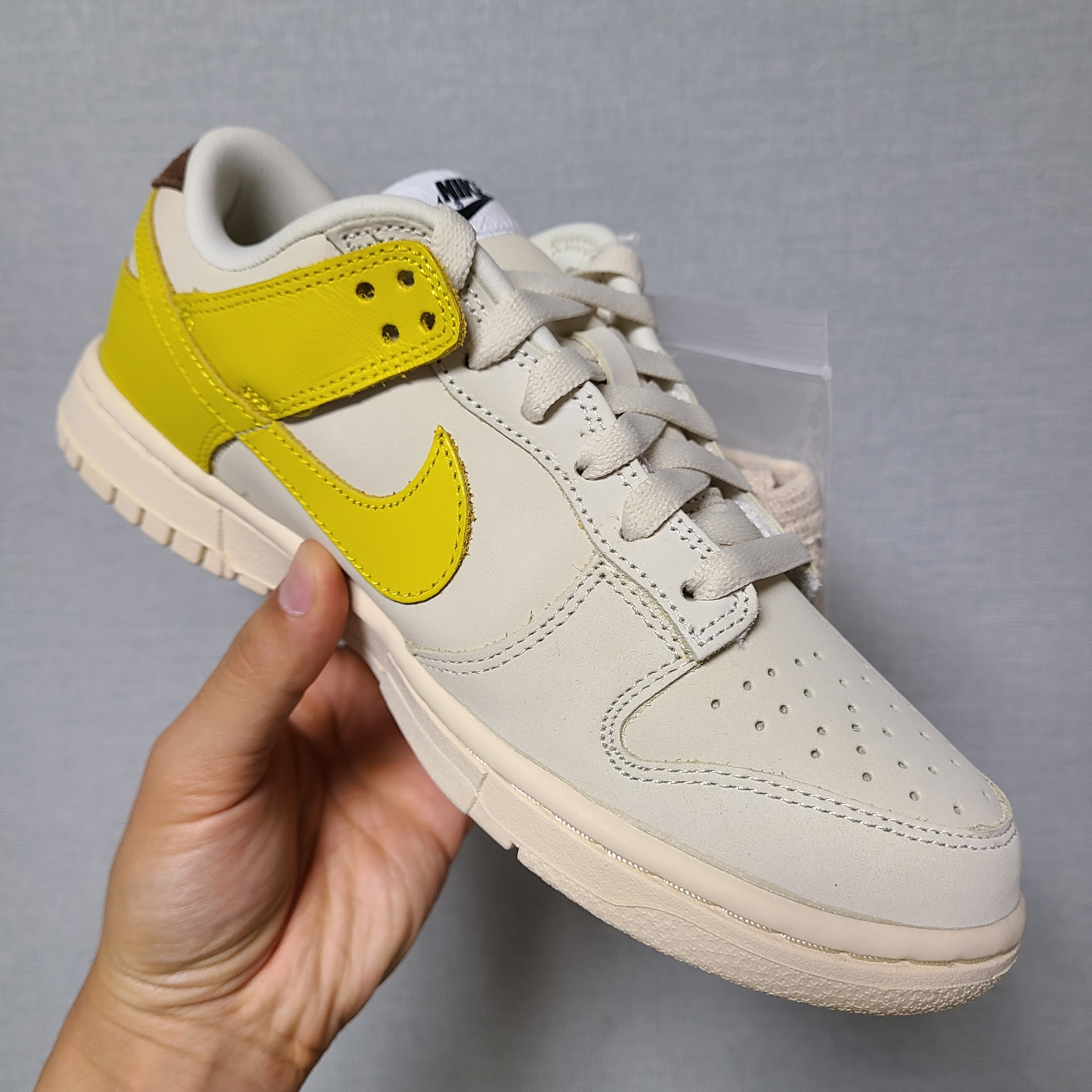 (W) Nike Dunk Low LX Banana 착용 스타일 - 2
