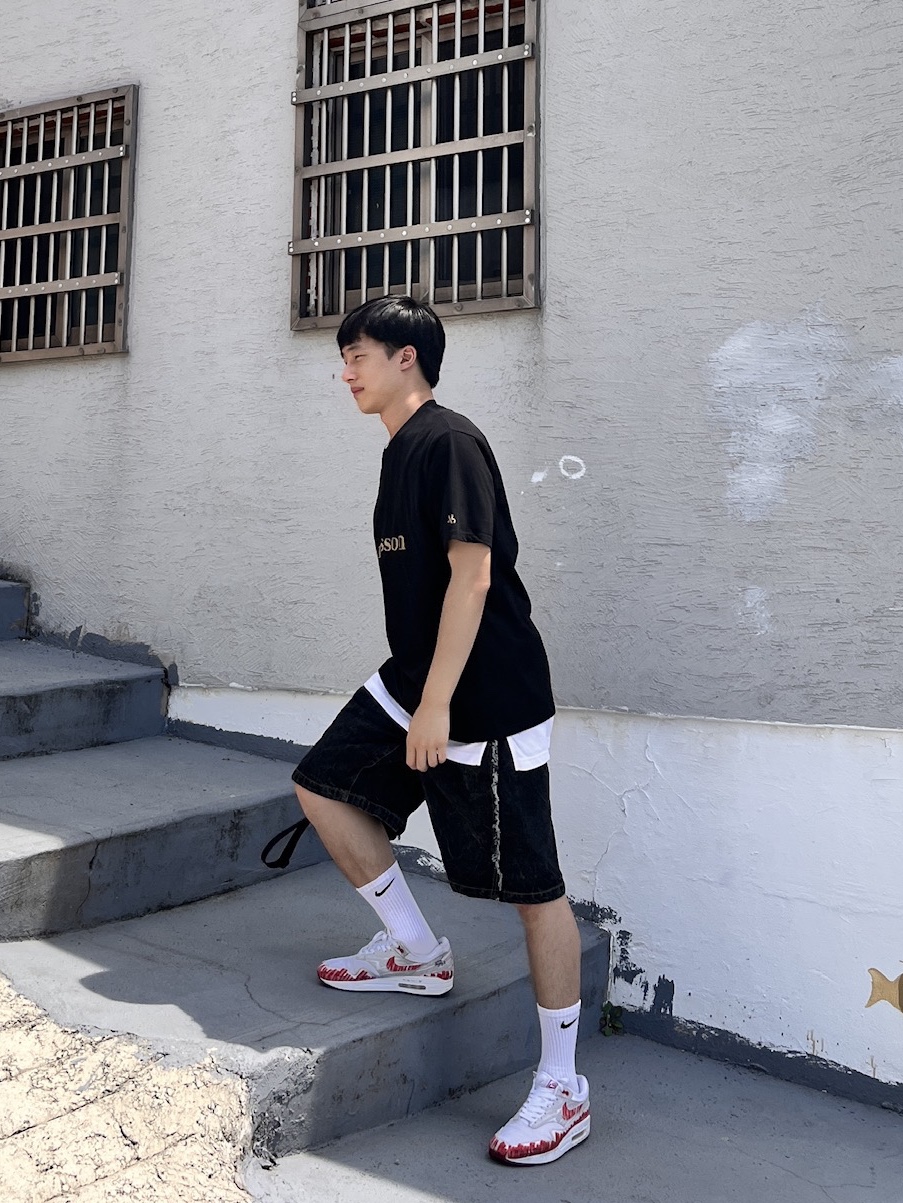 Nike Air Max 1 Tinker Sketch to Shelf 착용 스타일 - 2