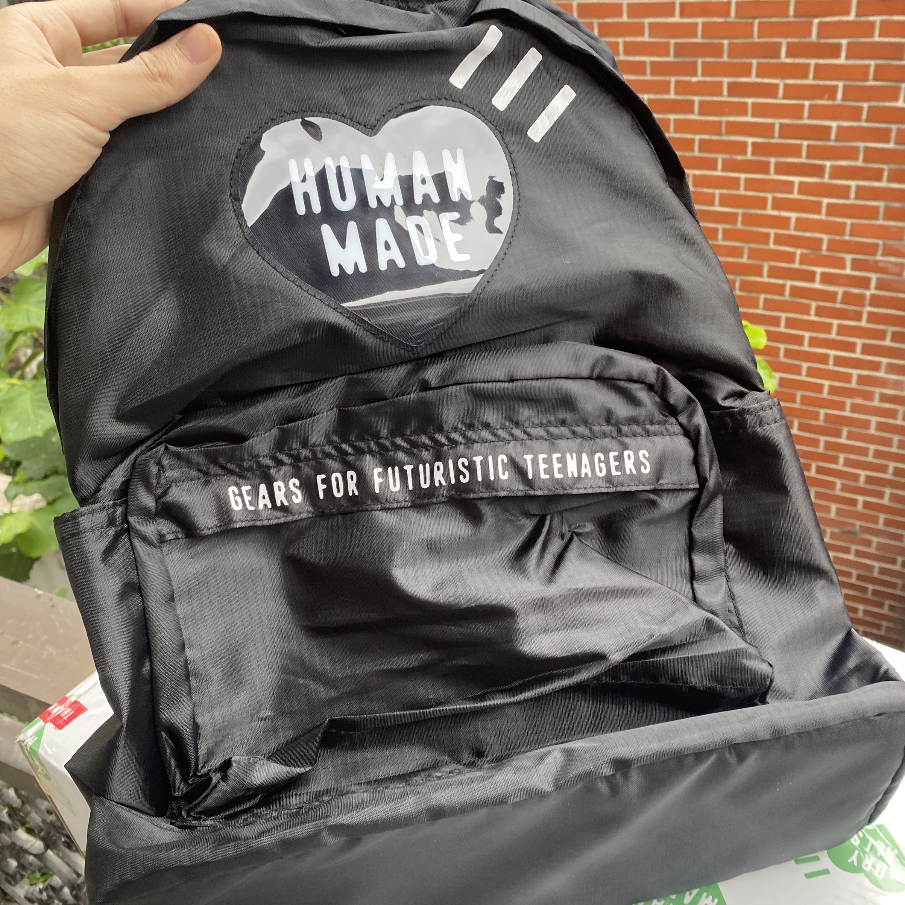 Human Made Nylon Ripstop Heart Backpack Black 착용 스타일