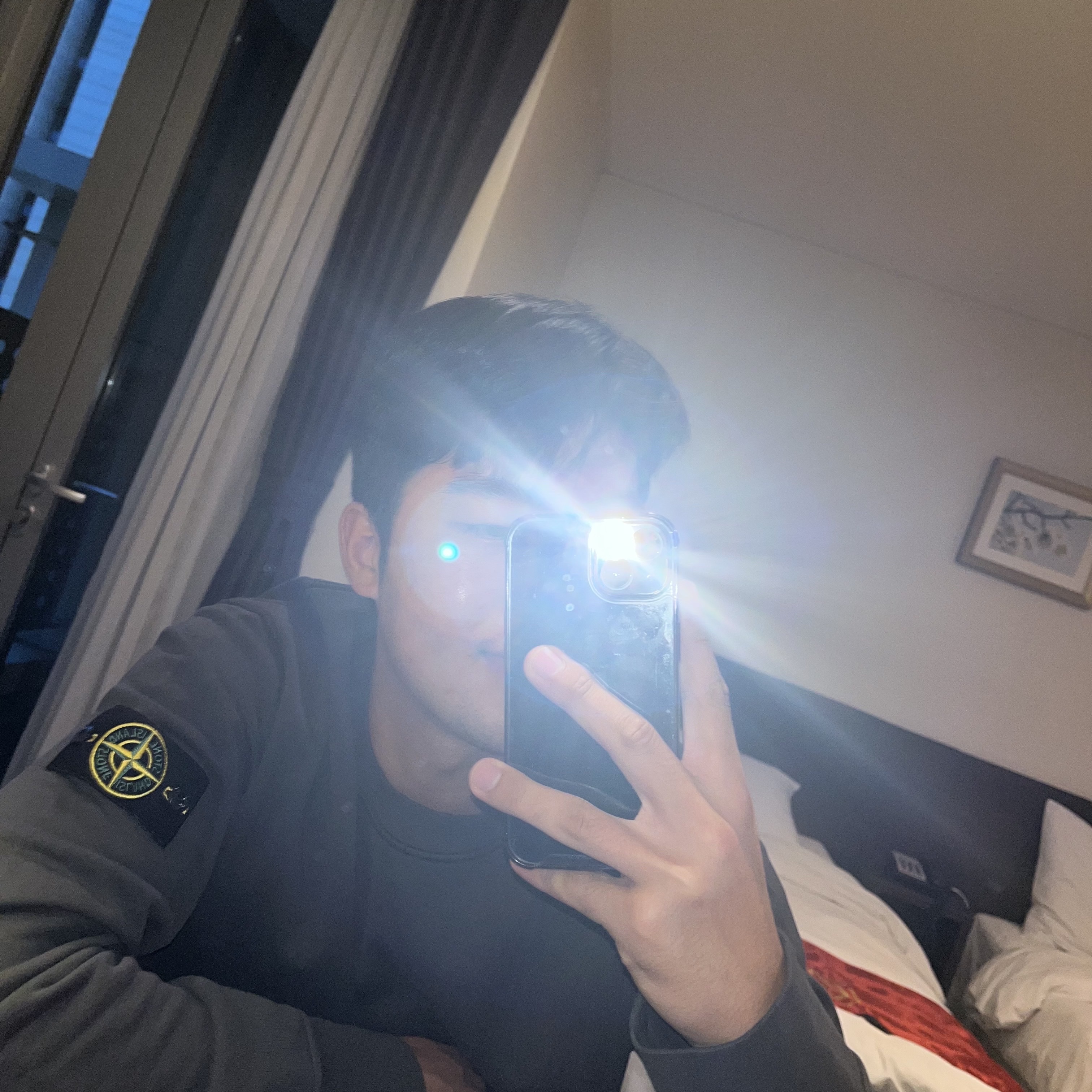 Stone Island 63051 Crewneck Sweatshirt Dark Grey - 22SS 착용 스타일