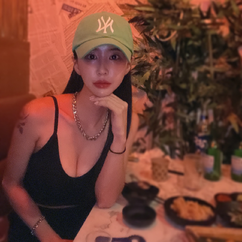 KREAM 프로필 이미지