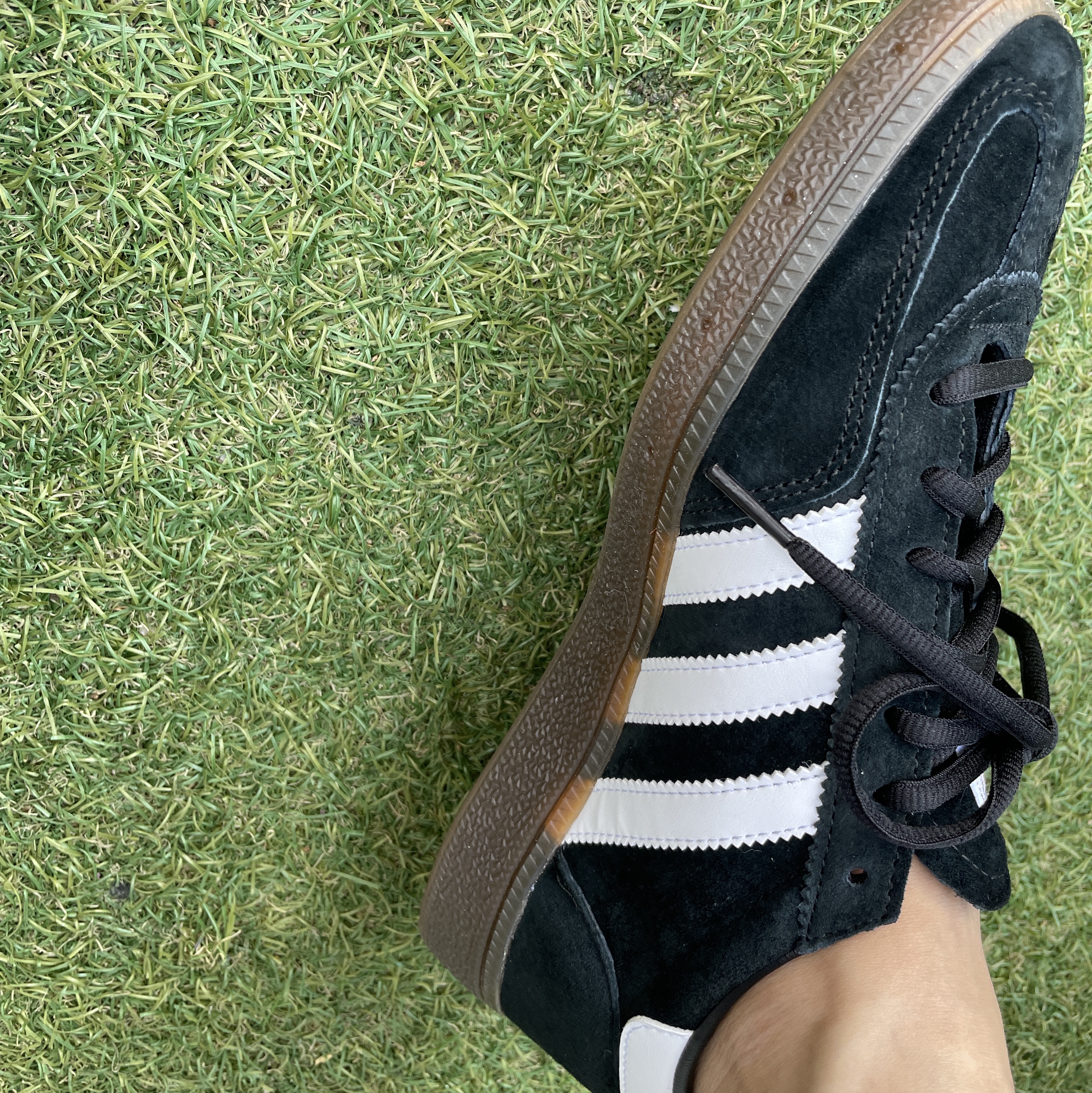 Adidas Spezial Handball Core Black 착용 스타일 - 3
