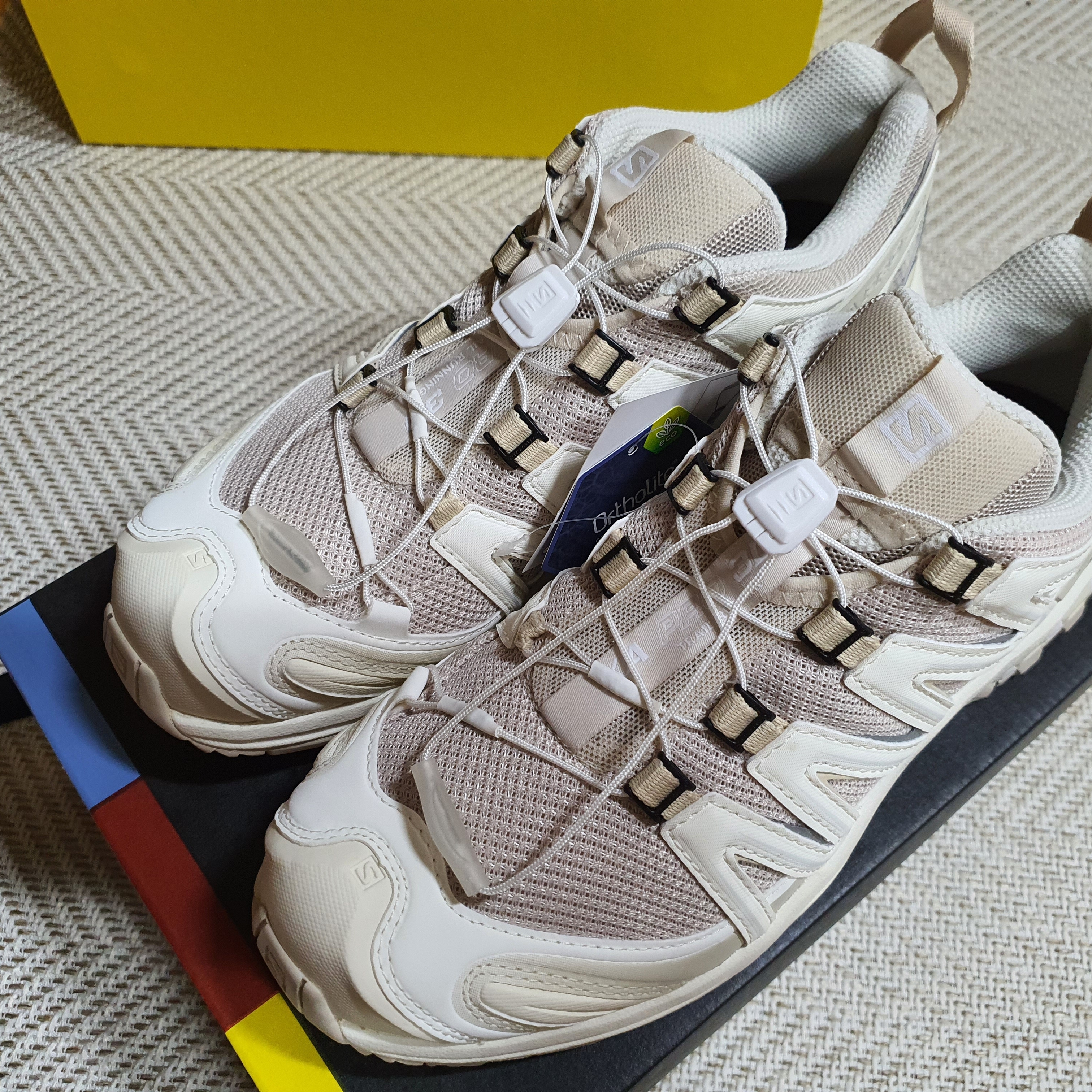 Salomon XA Pro 3D Rainy Day 착용 스타일