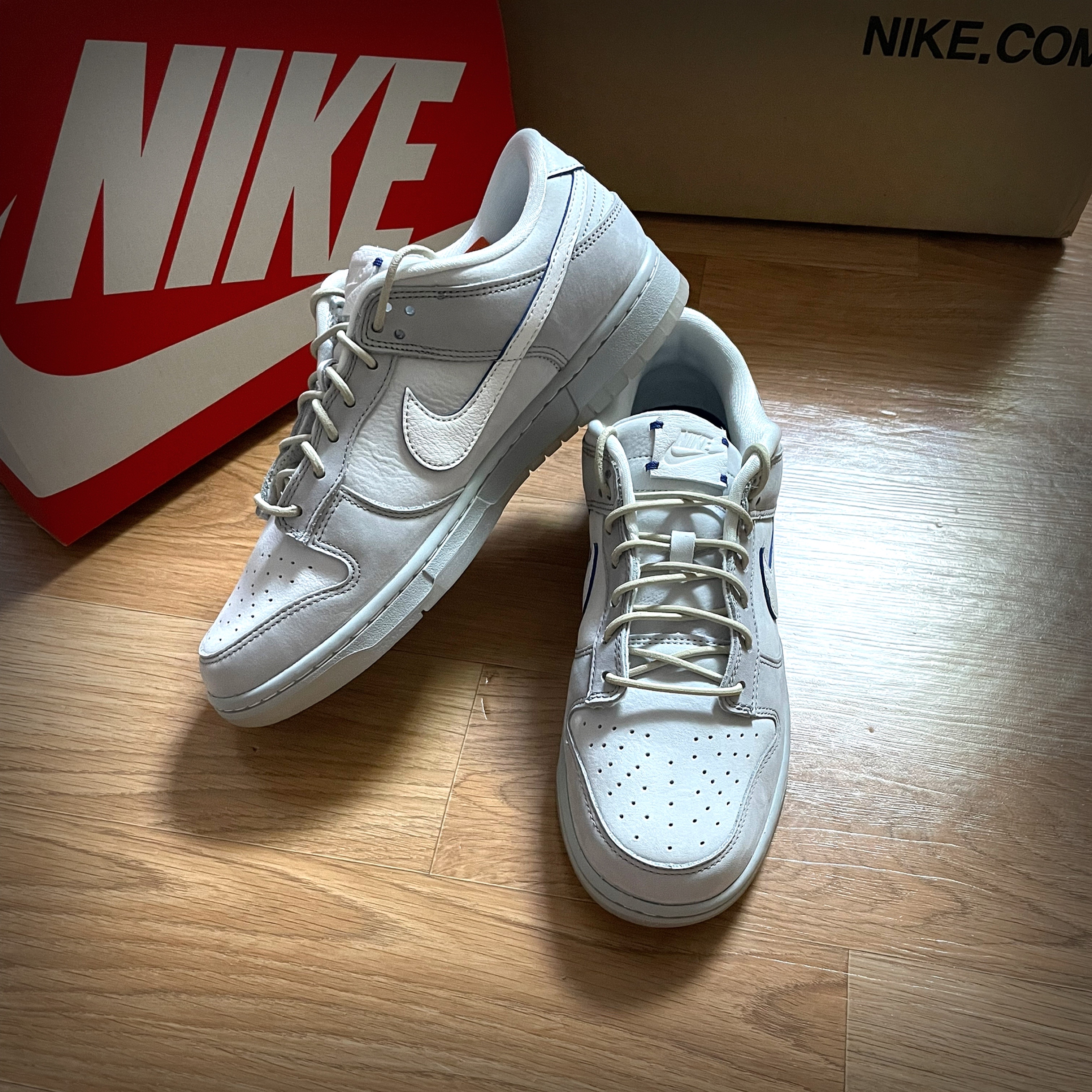 Nike Dunk Low Wolf Grey and Pure Platinum 착용 스타일 - 2