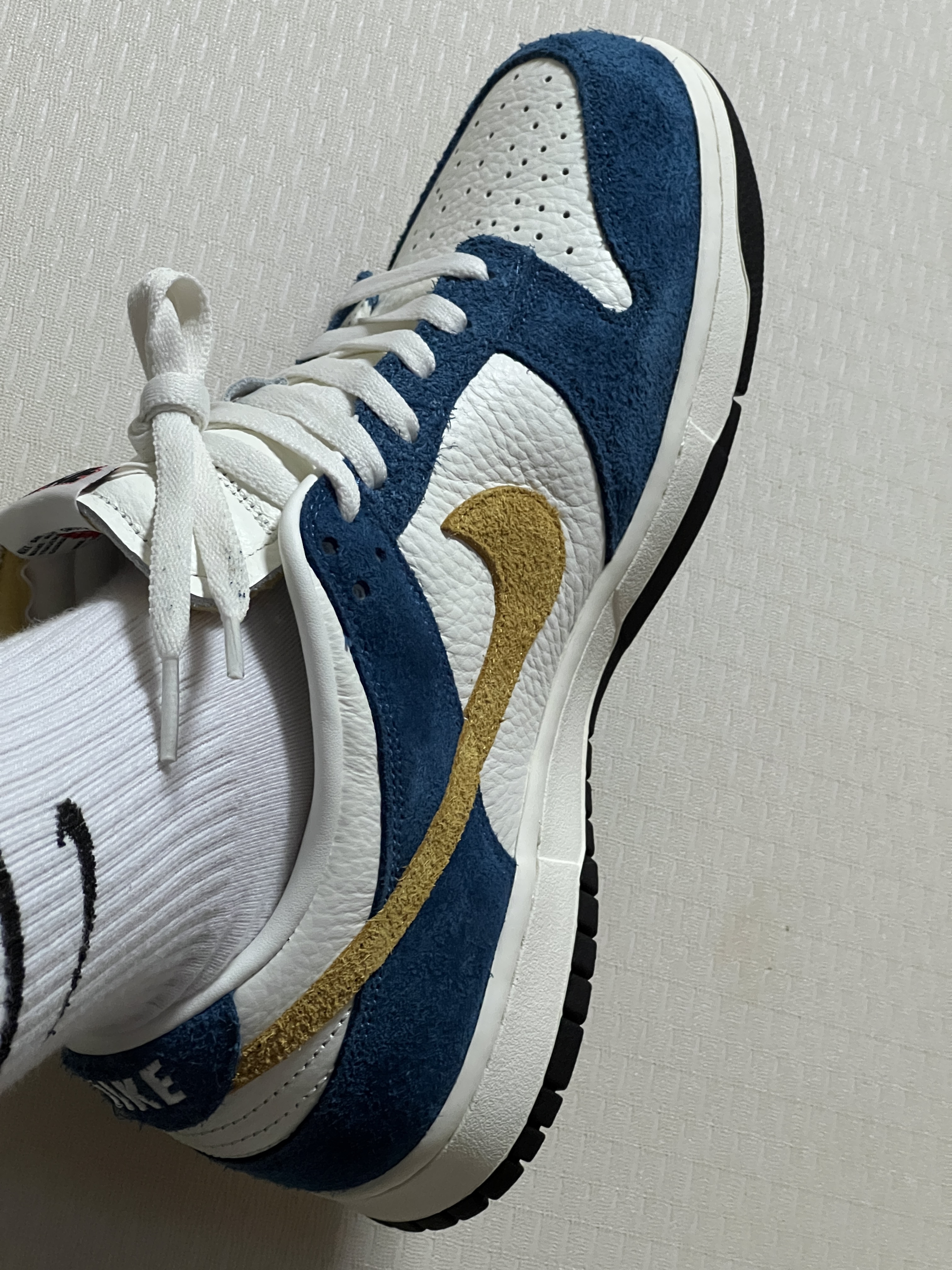 Nike x Kasina Dunk Low 80's Bus 착용 스타일