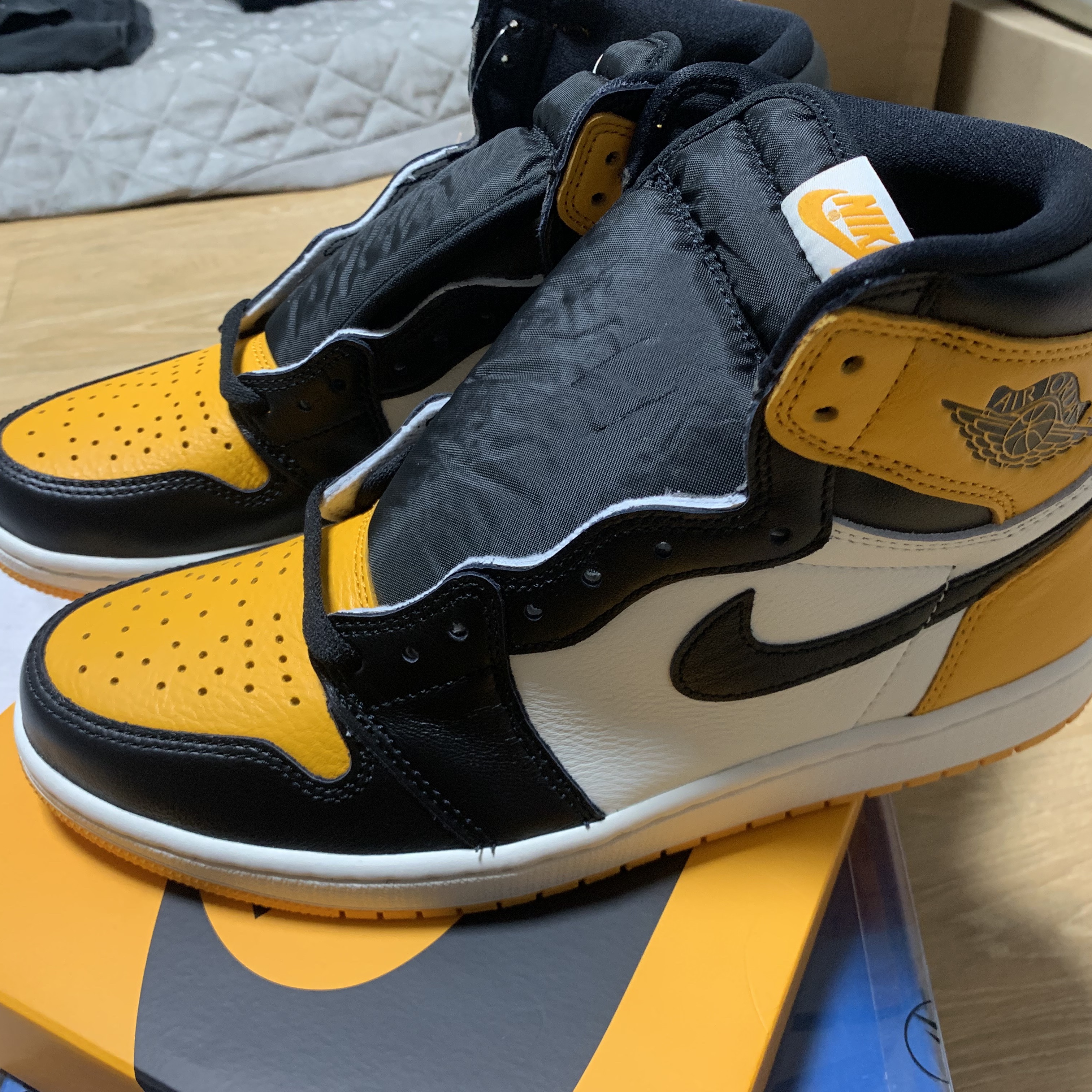 Jordan 1 Retro High OG Taxi 착용 스타일