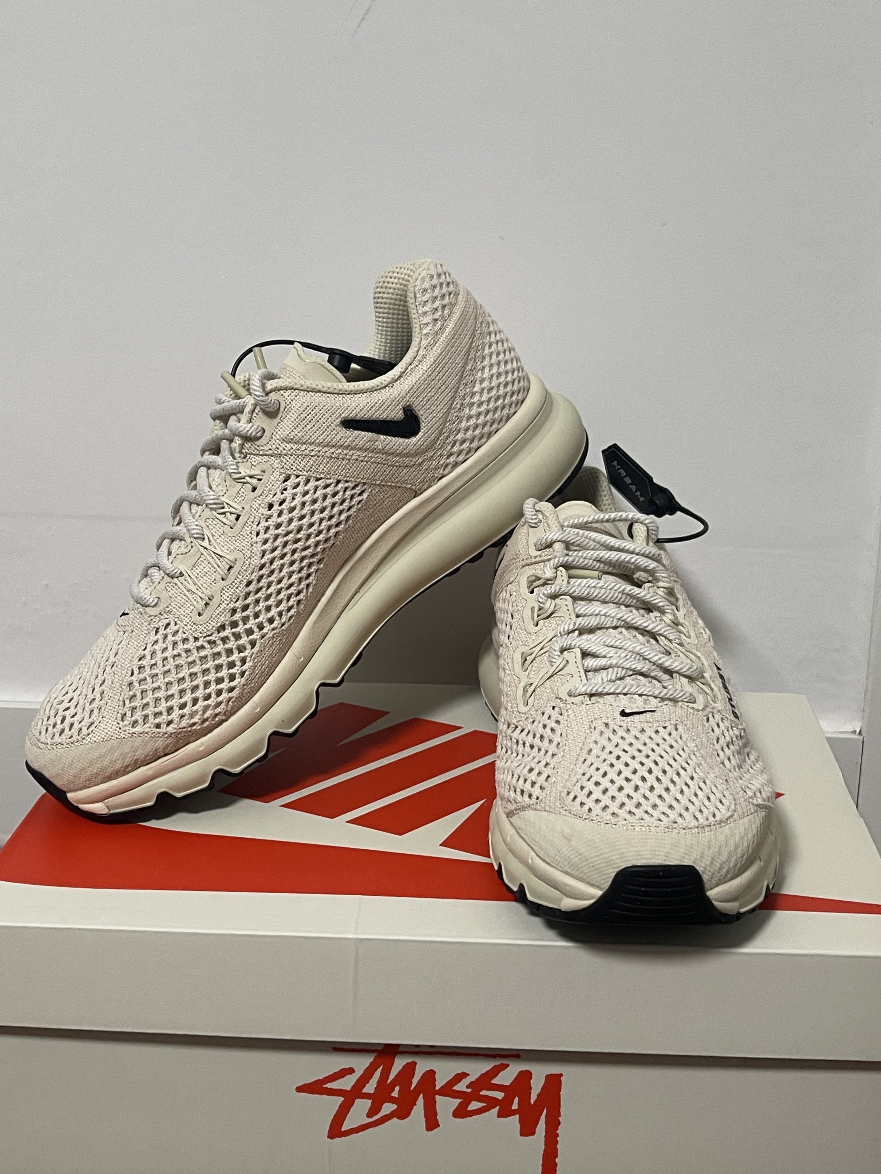 Nike x Stussy Air Max 2013 Fossil 착용 스타일 - 1