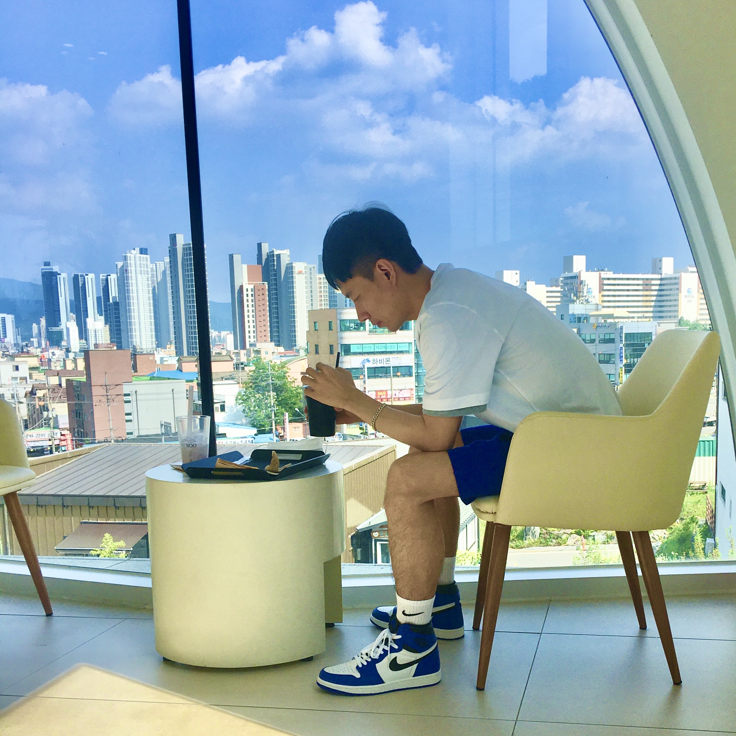 Jordan 1 Retro High Game Royal 착용 스타일