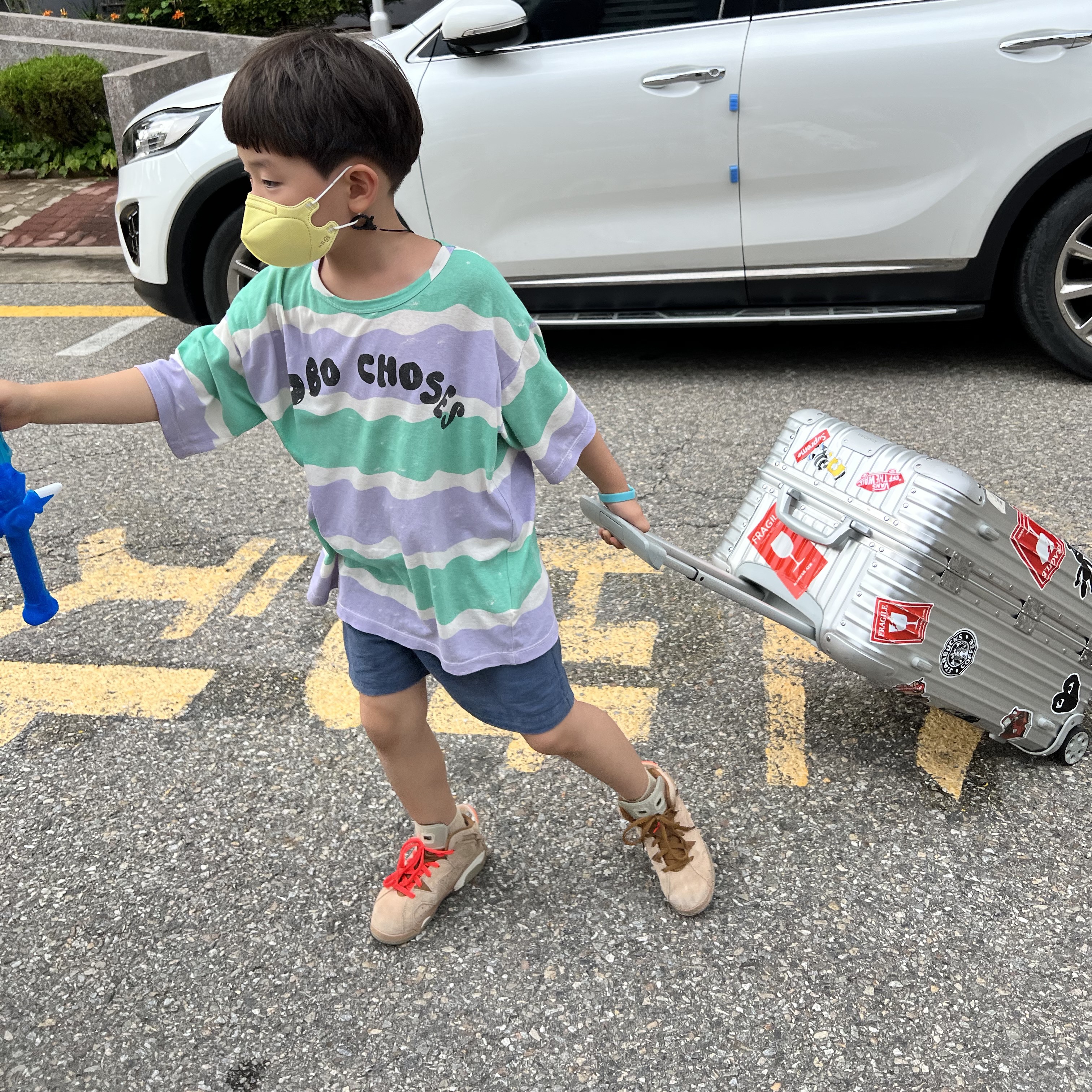(PS) Jordan 6 x Travis Scott Retro SP British Khaki 착용 스타일 - 3