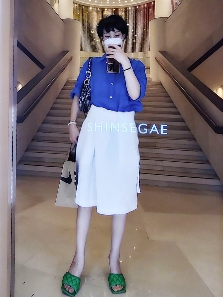 (W) Bottega Veneta Lido Mule Black, Dior Saddle Bag Blue Dior Oblique Jacquard 착용 스타일