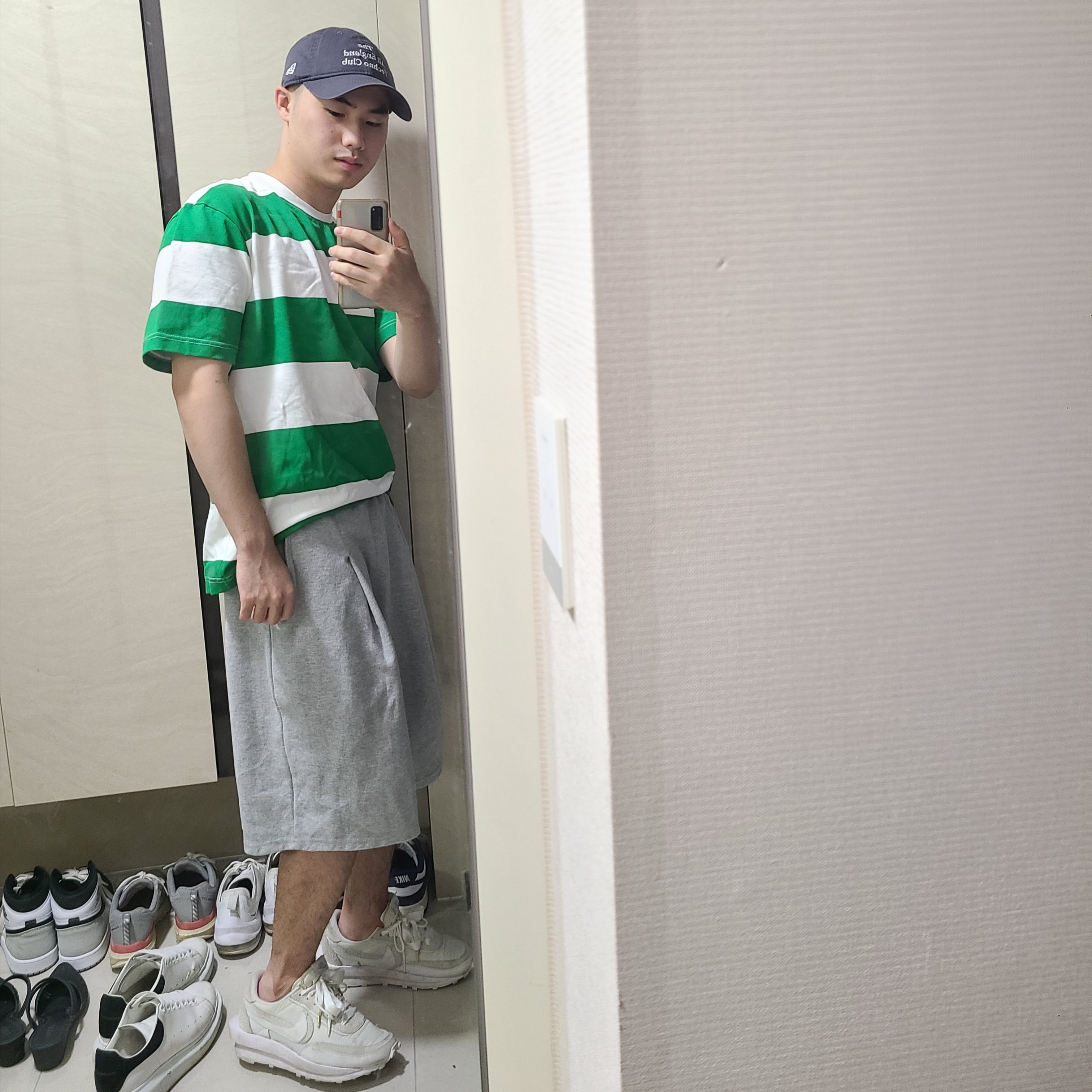 Nike x Sacai LDWaffle White Nylon 착용 스타일
