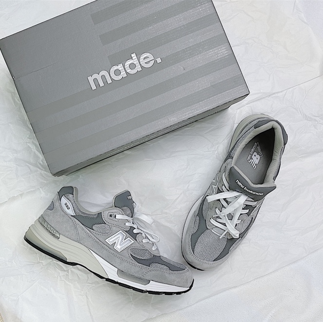 New Balance 992 Made in USA Grey - D Standard 착용 스타일