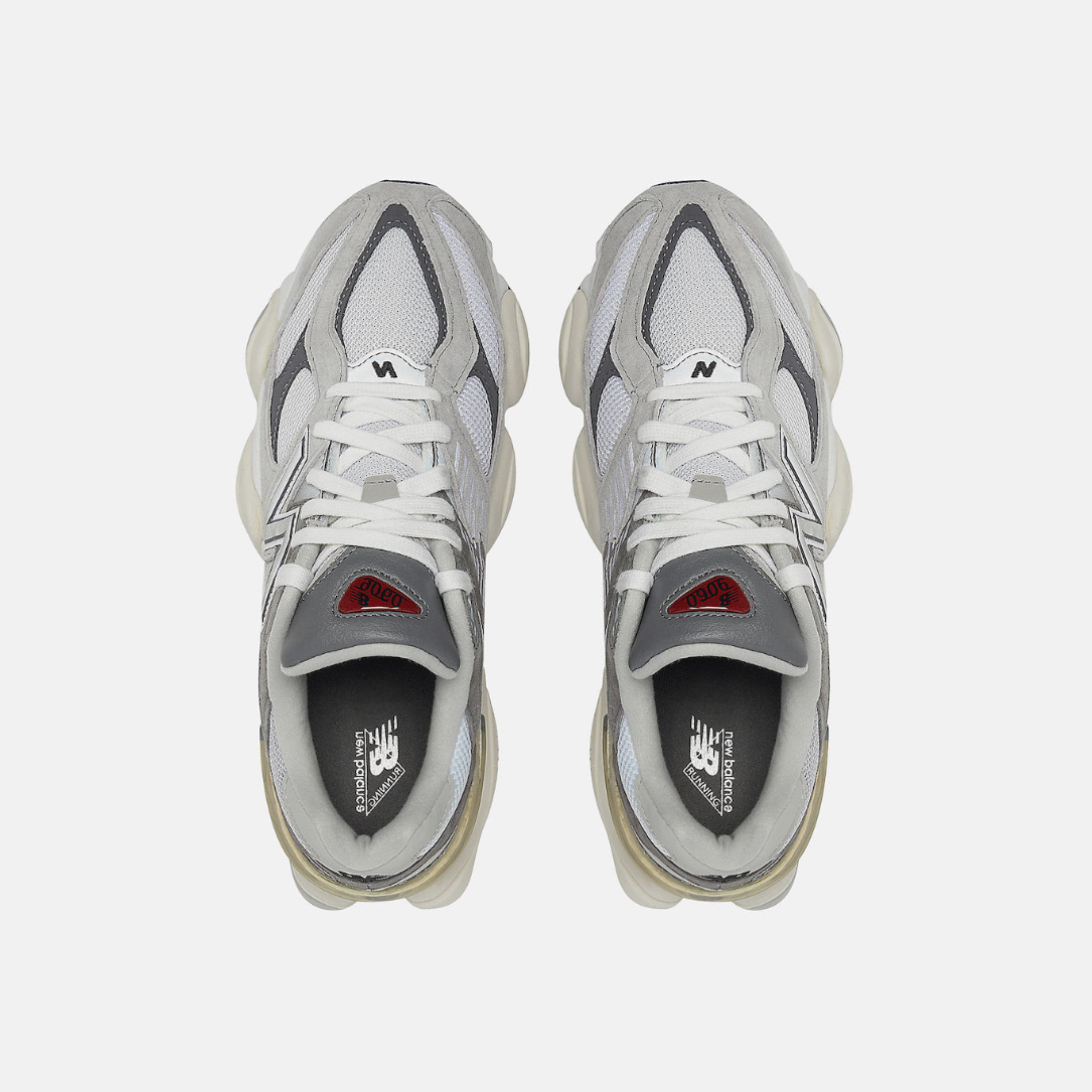New Balance 9060 Rain Cloud Castlerock 착용 스타일 - 4