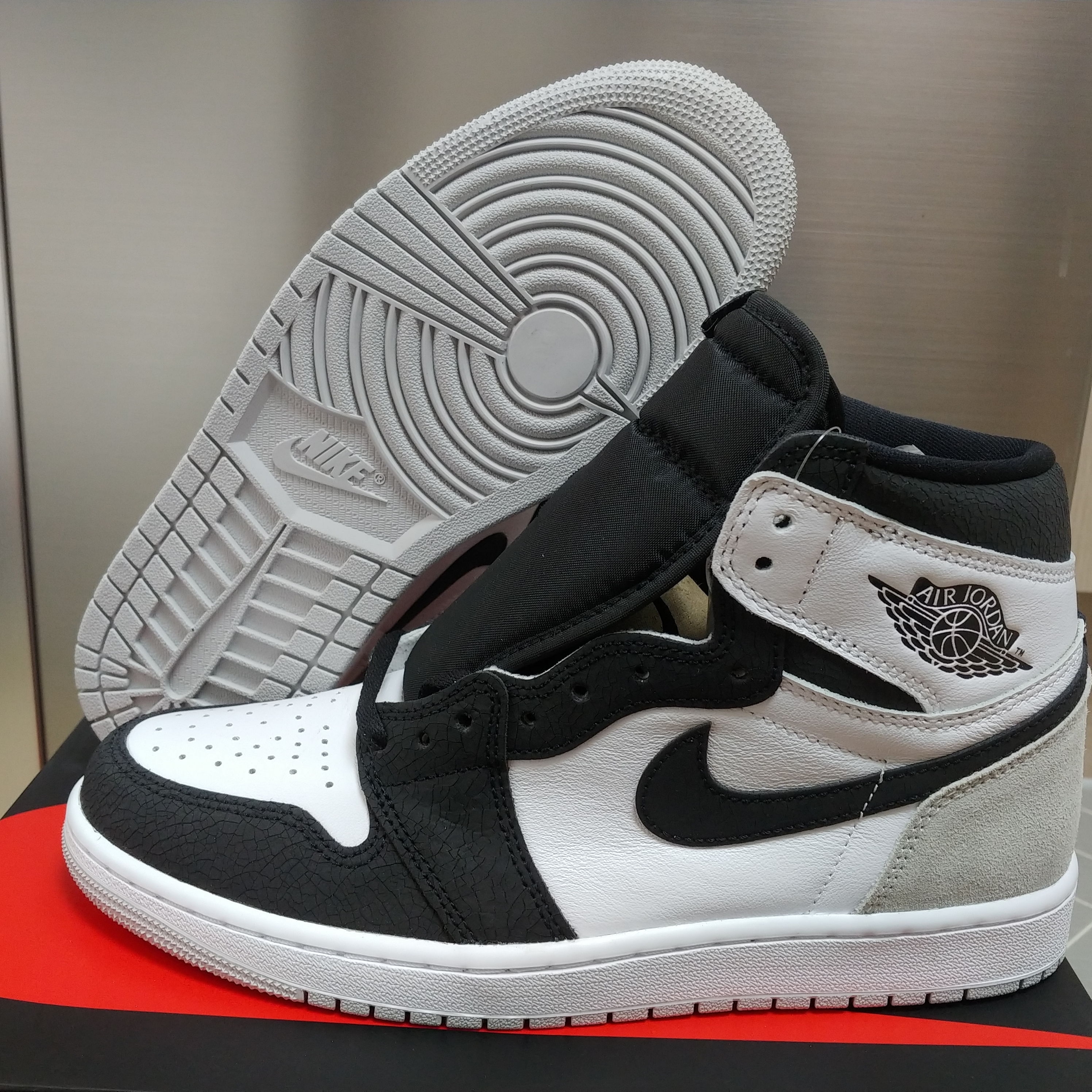 Jordan 1 Retro High OG Bleached Coral 착용 스타일