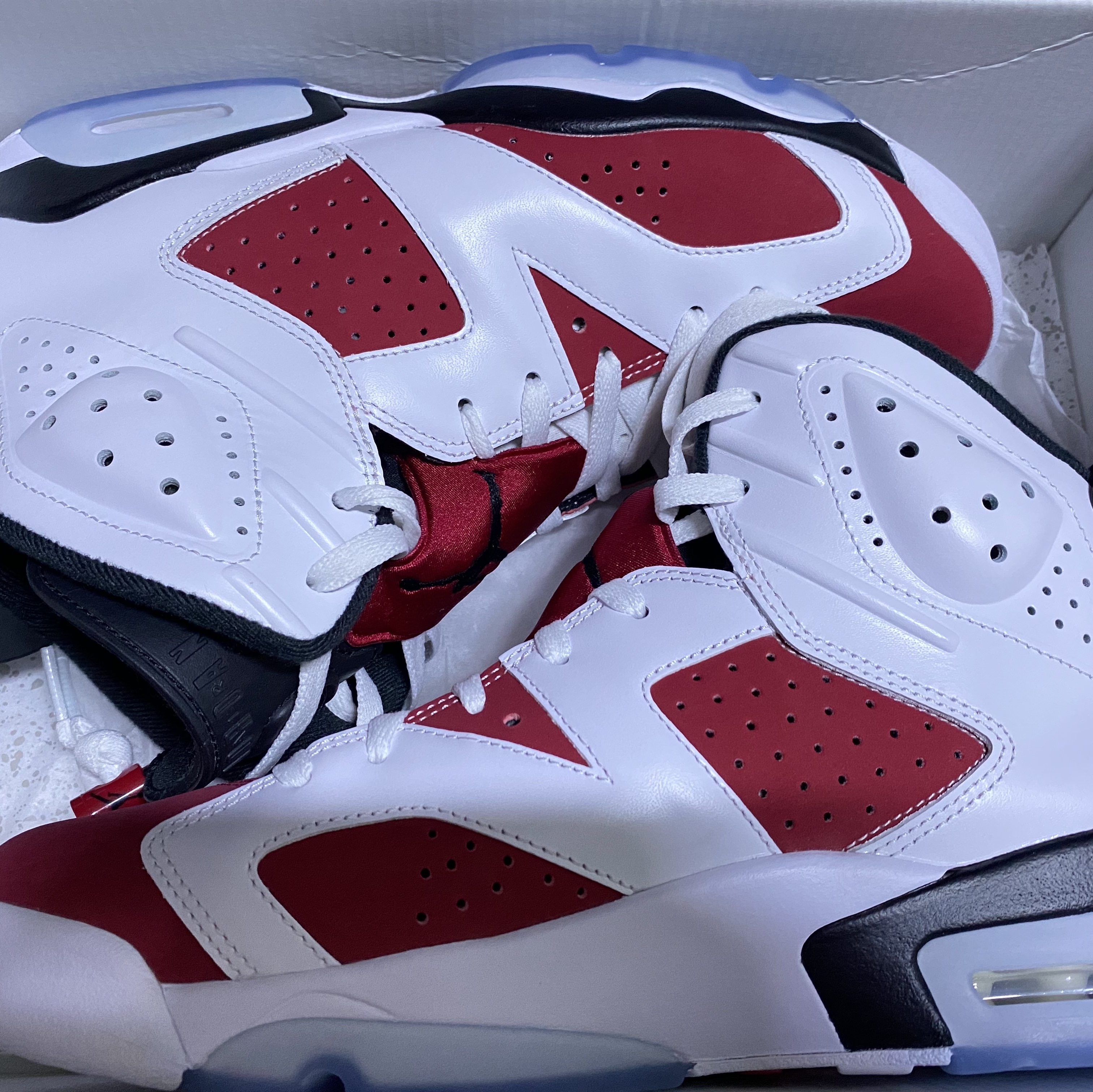 Jordan 6 Retro Carmine 2021 착용 스타일 - 1