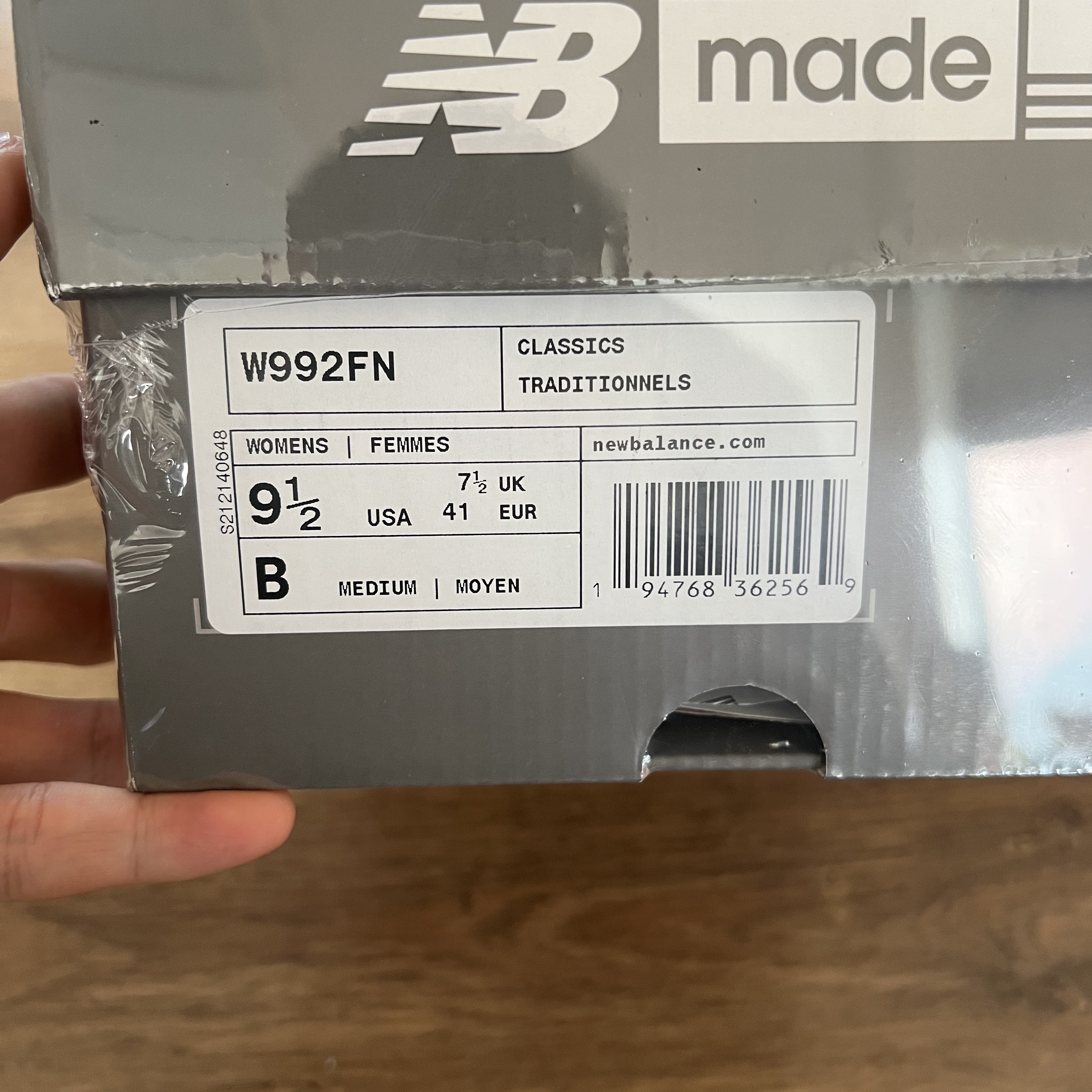 (W) New Balance 992 Made in USA Raw Silk 착용 스타일 - 4