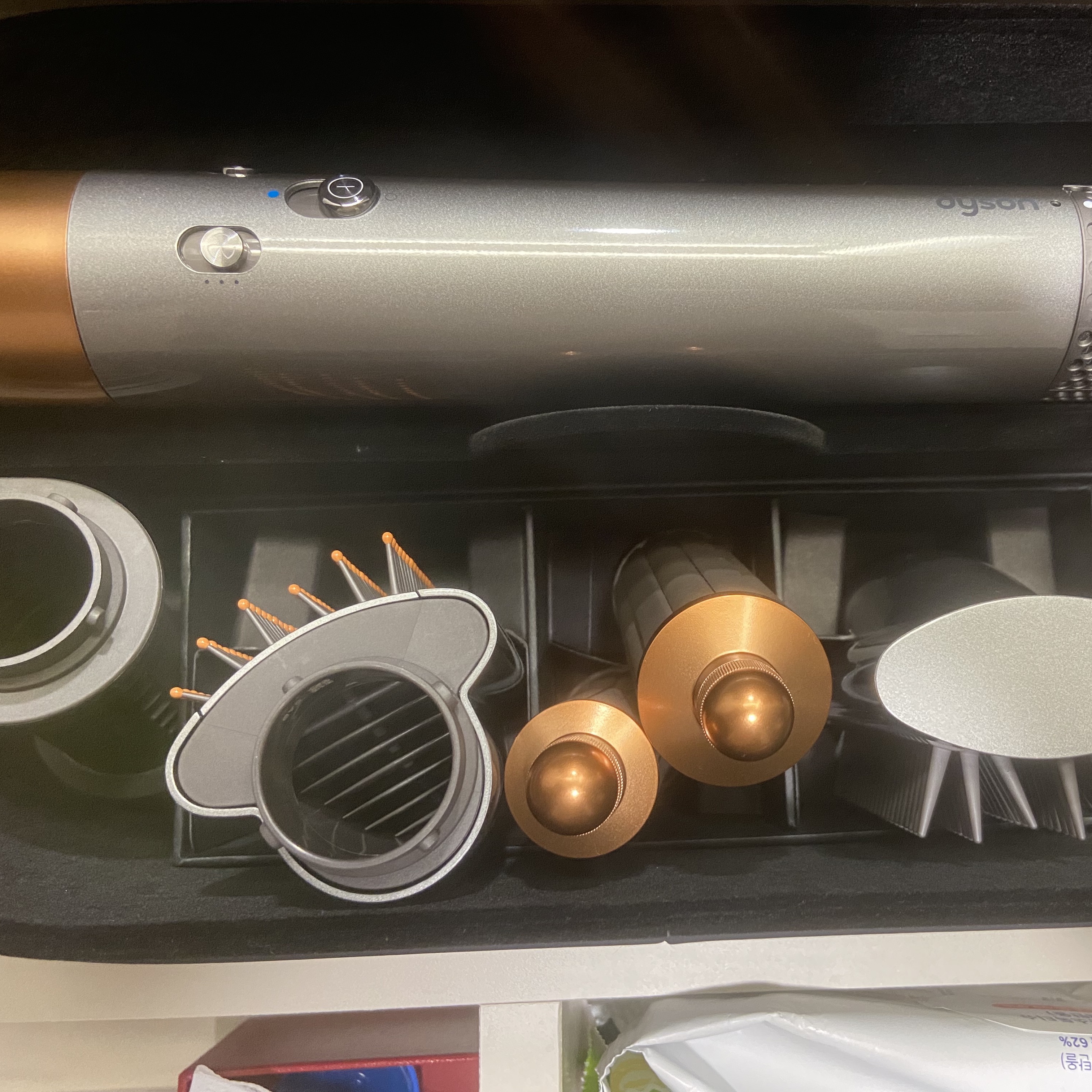 Dyson Airwrap Multi Styler Complete Copper Nickel (Korean Ver.) 착용 스타일