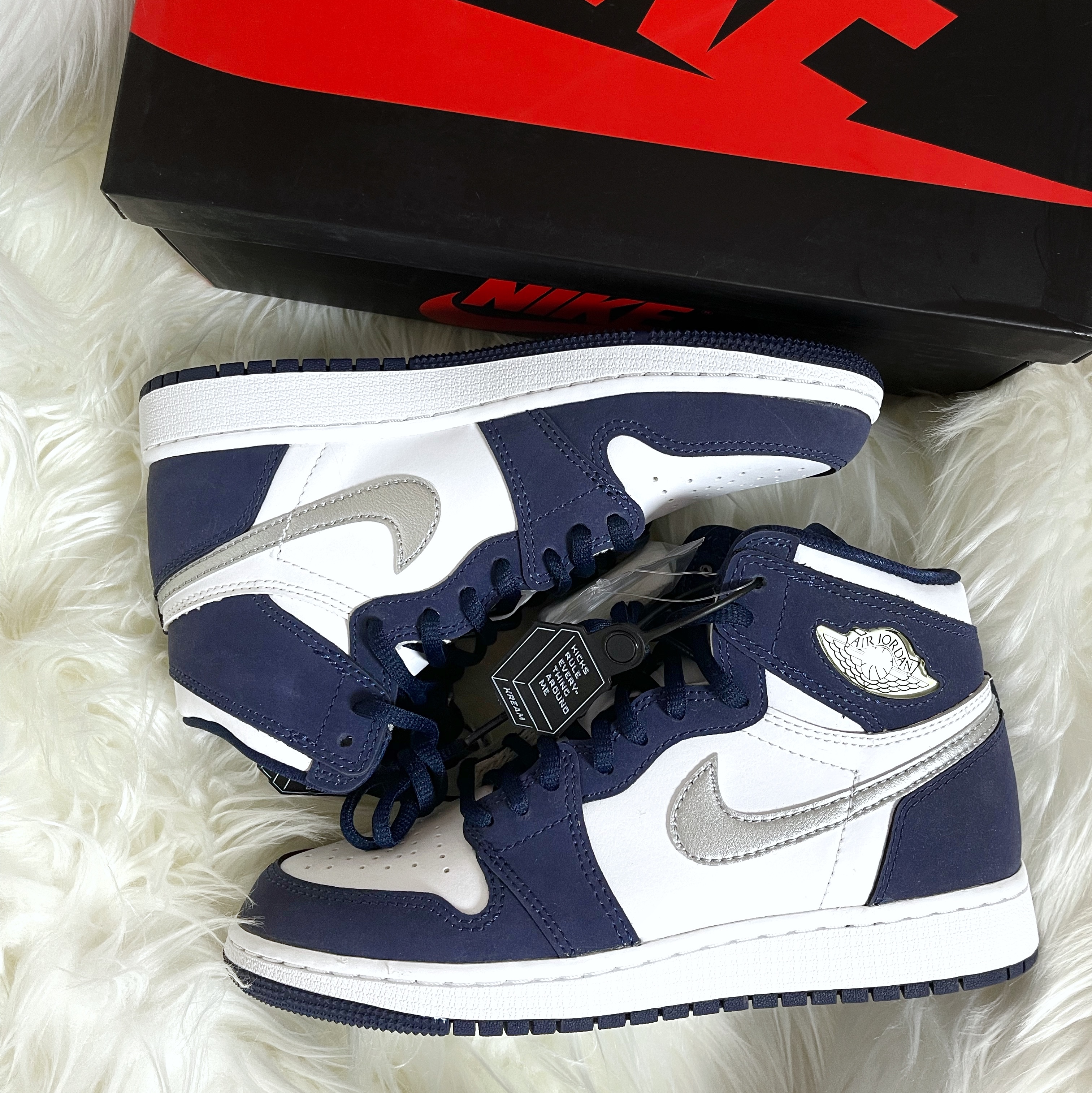 Jordan 1 Retro High OG CO.JP Midnight Navy 착용 스타일