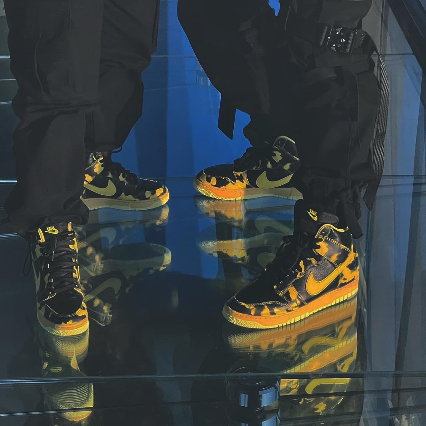 Nike Dunk High 1985 SP Yellow Acid Wash 착용 스타일