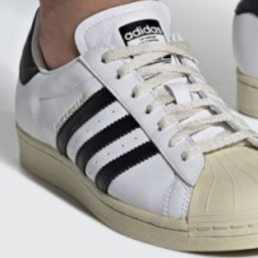 Adidas Superstar Premium White Black 착용 스타일