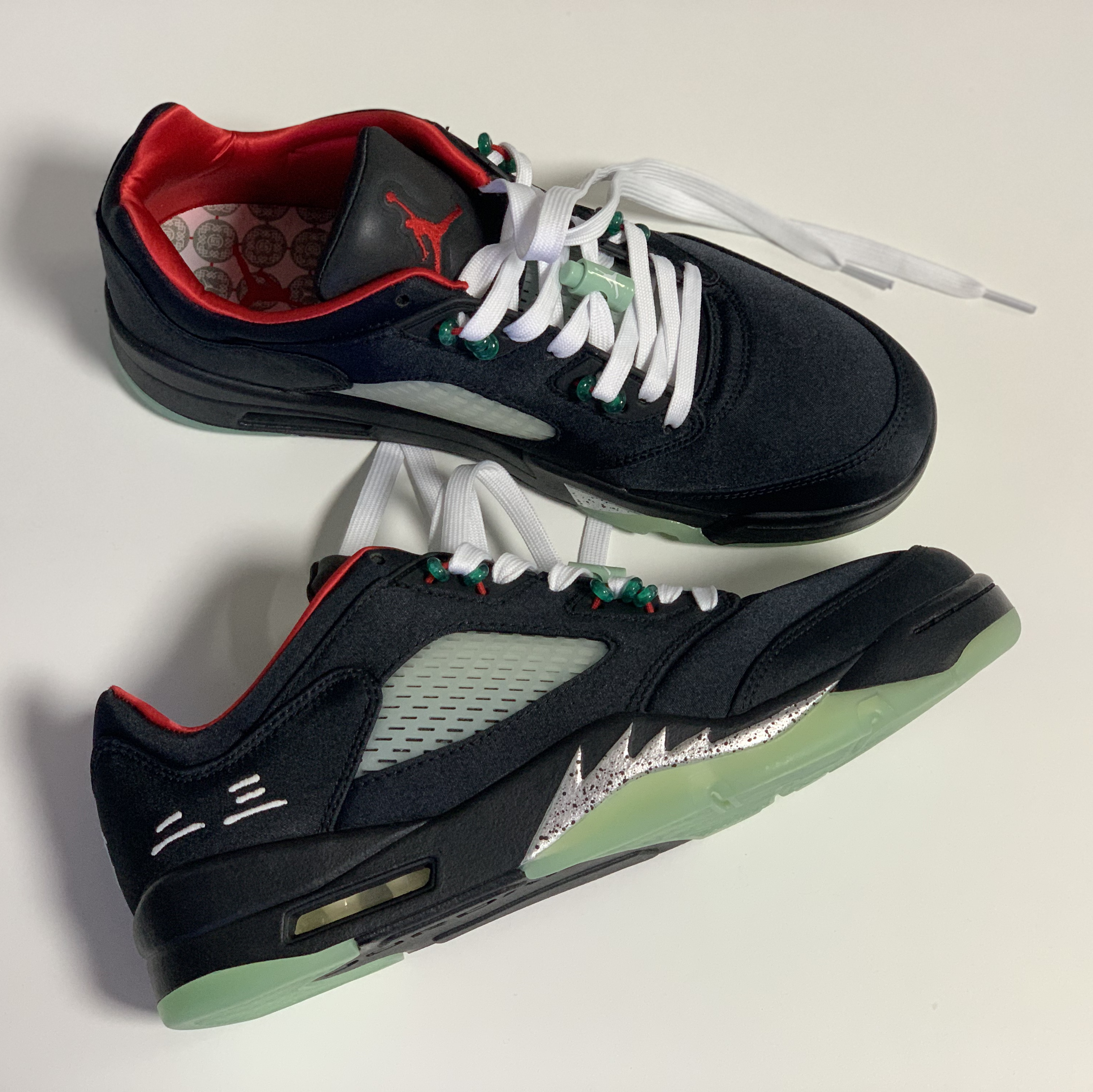 Jordan 5 x Clot Retro Low SP Anthracite 착용 스타일