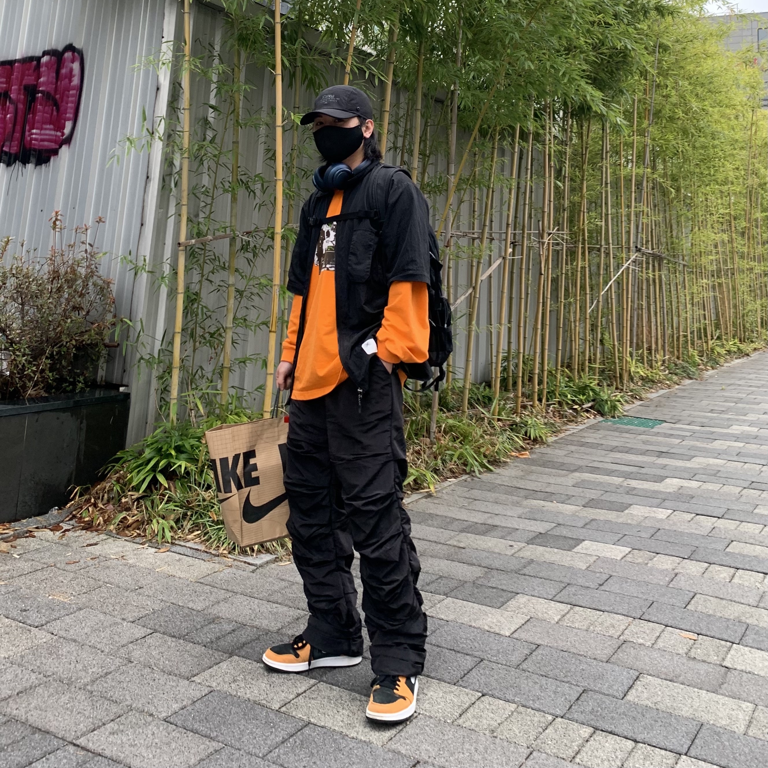 Jordan 1 Zoom Air CMFT Monarch Orange 착용 스타일